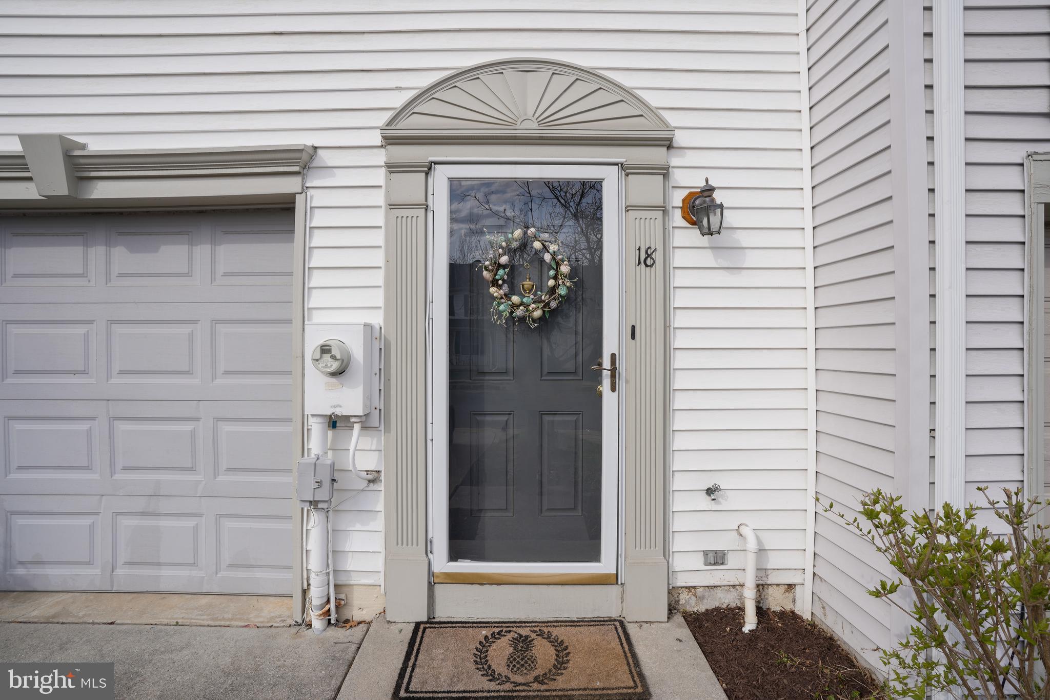 RIVERCHASE - Residential