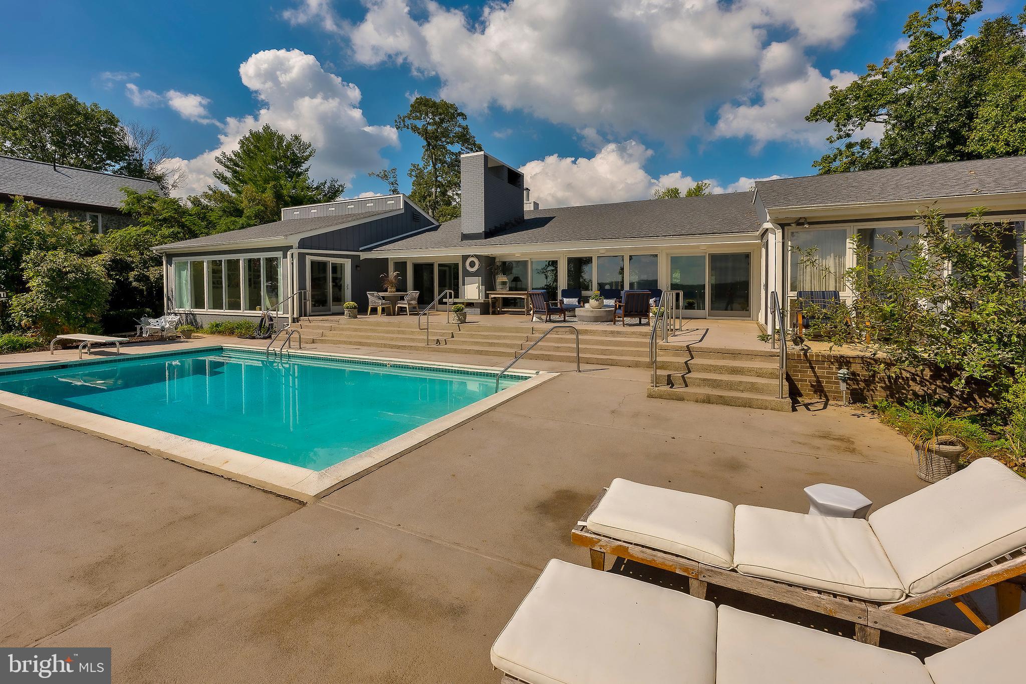 BELLE RIVE - Residential