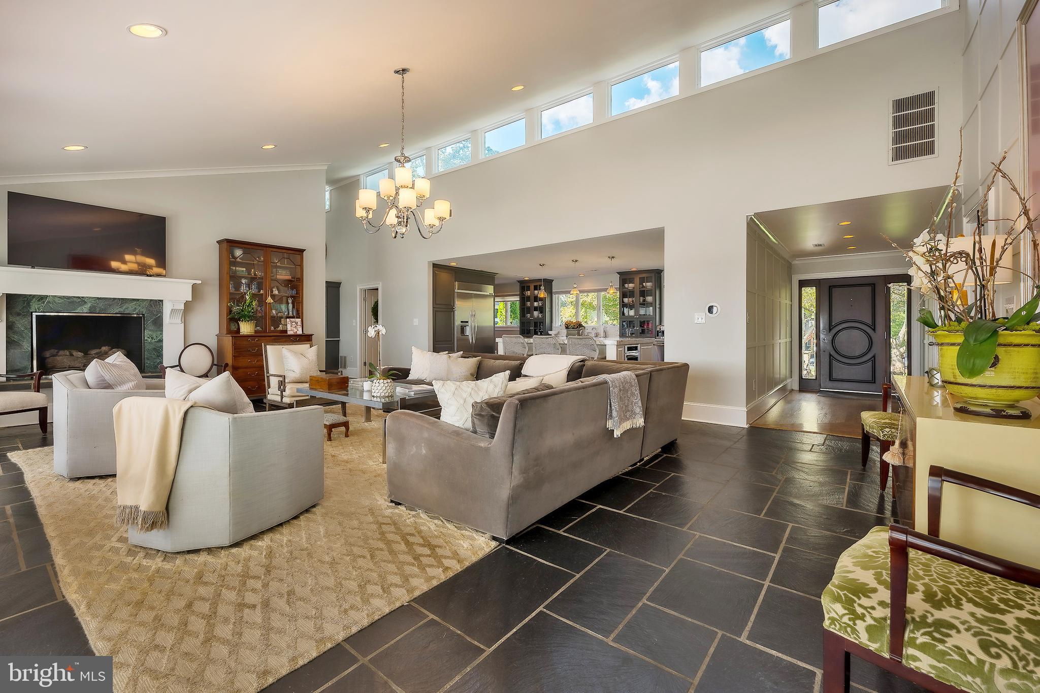 BELLE RIVE - Residential