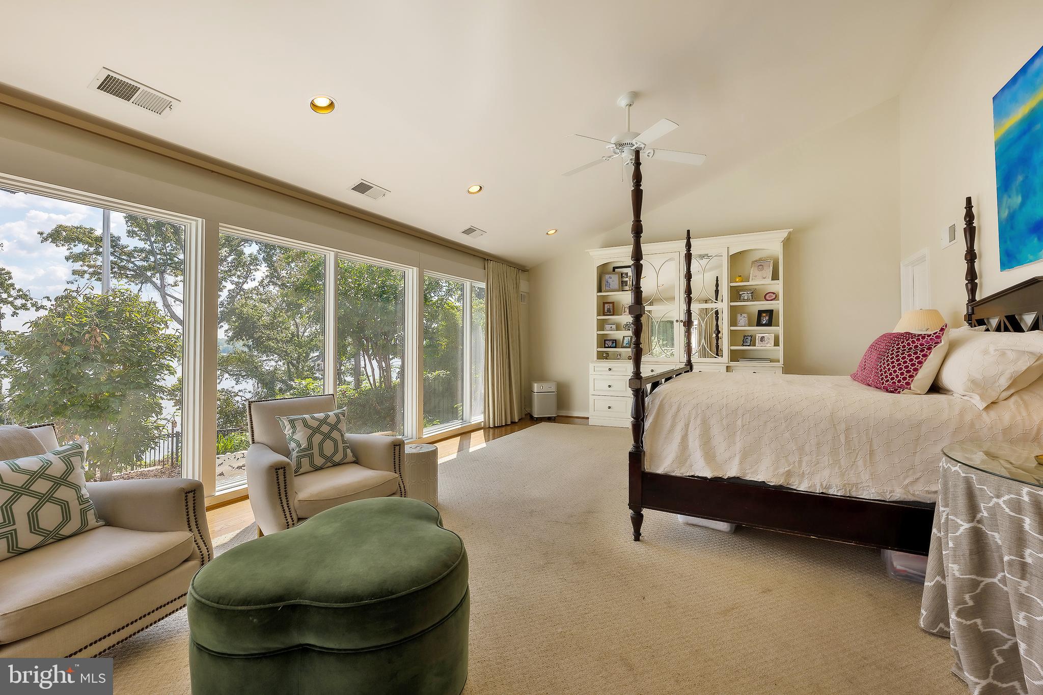 BELLE RIVE - Residential