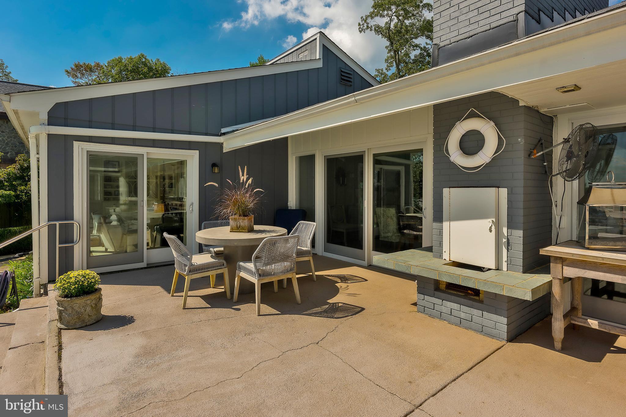 BELLE RIVE - Residential