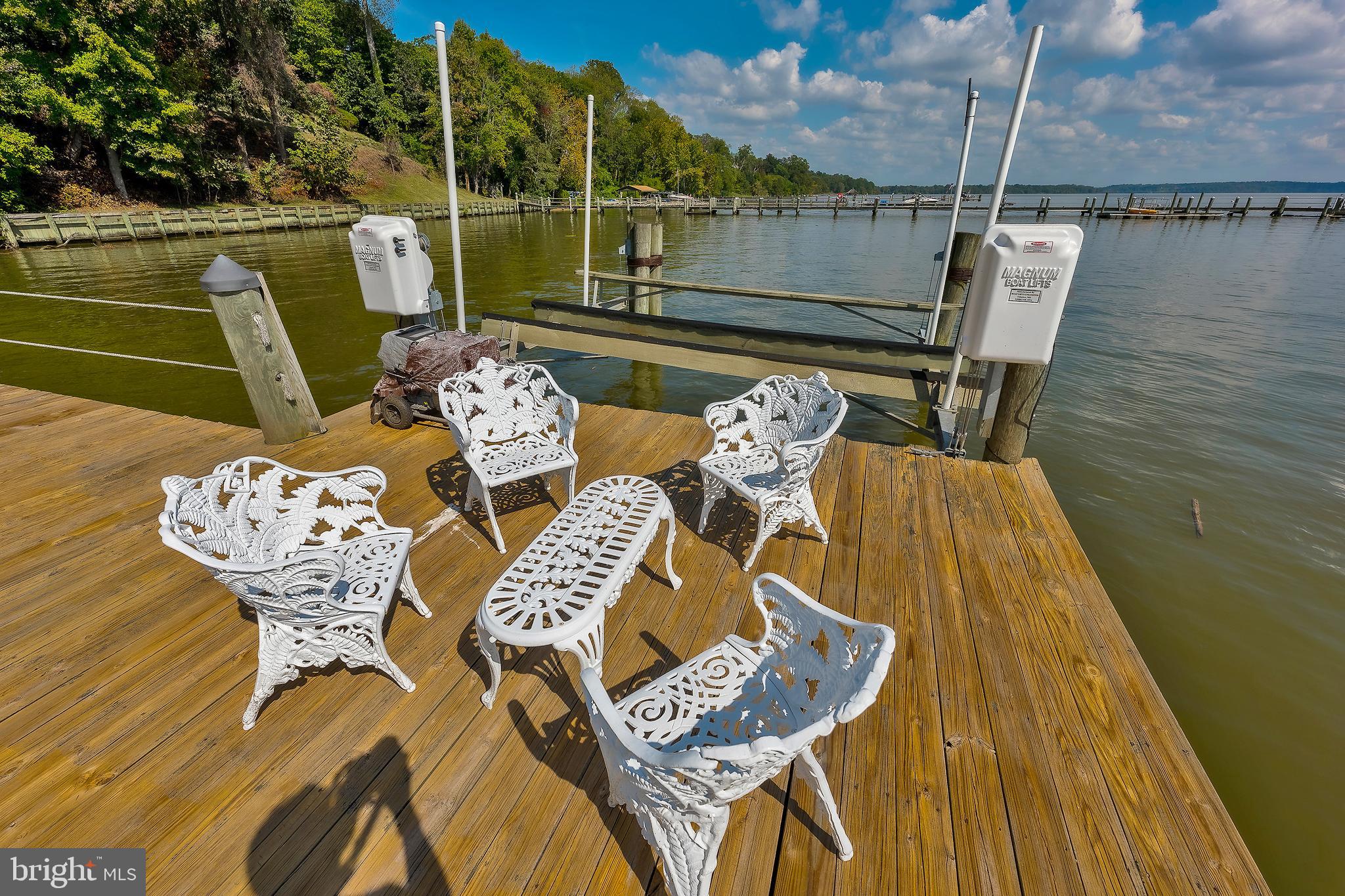 BELLE RIVE - Residential