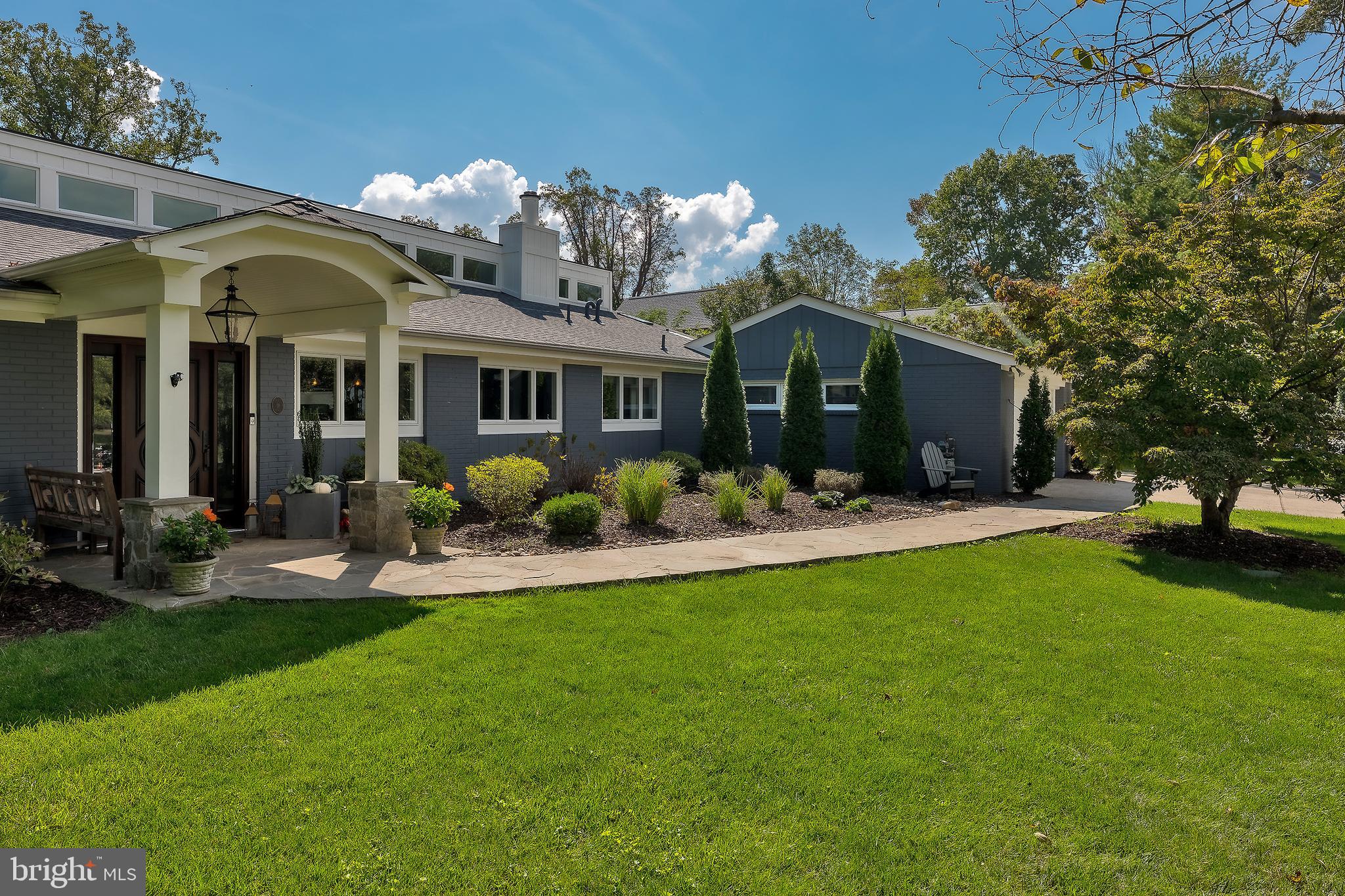 BELLE RIVE - Residential