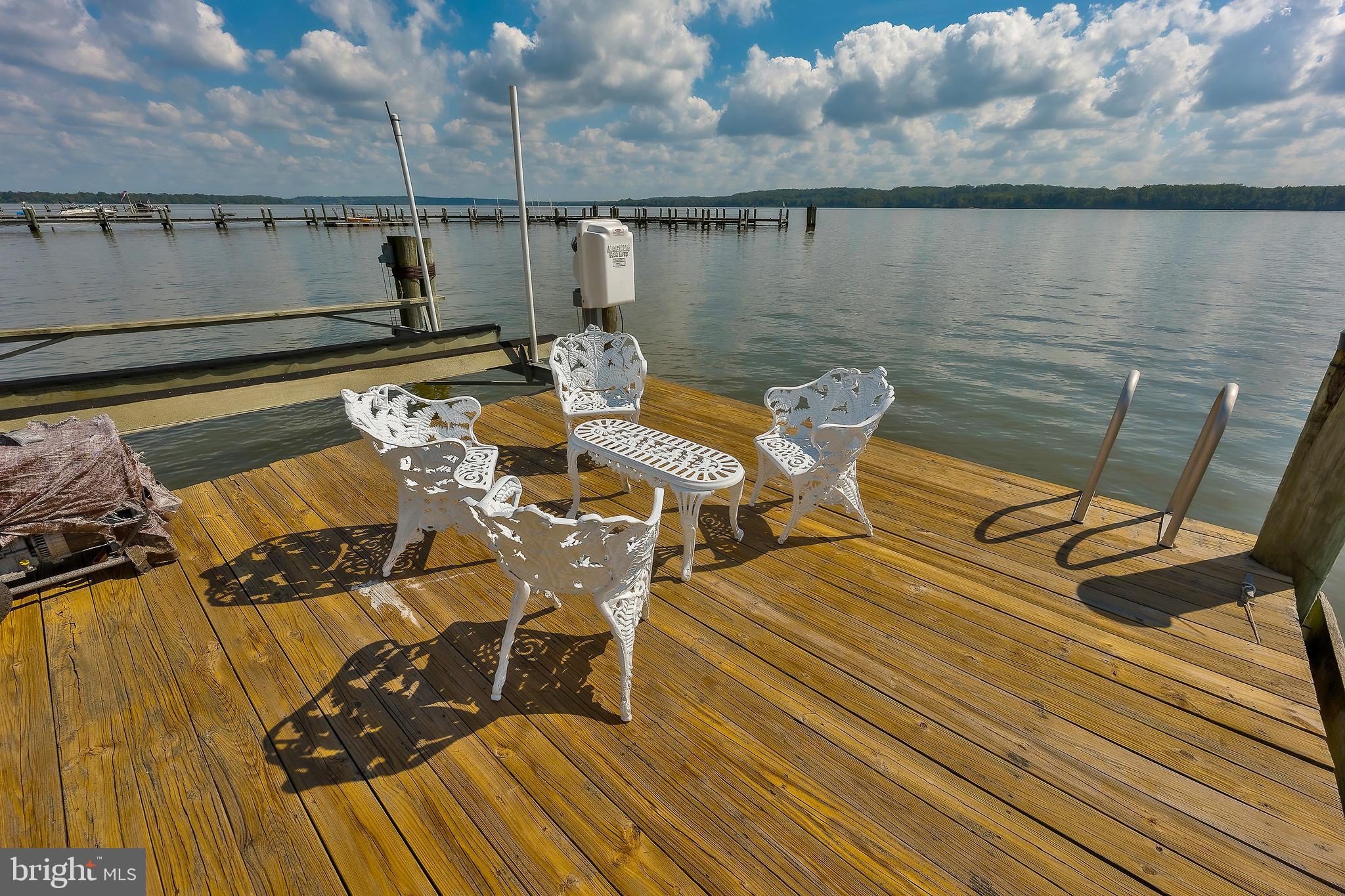 BELLE RIVE - Residential