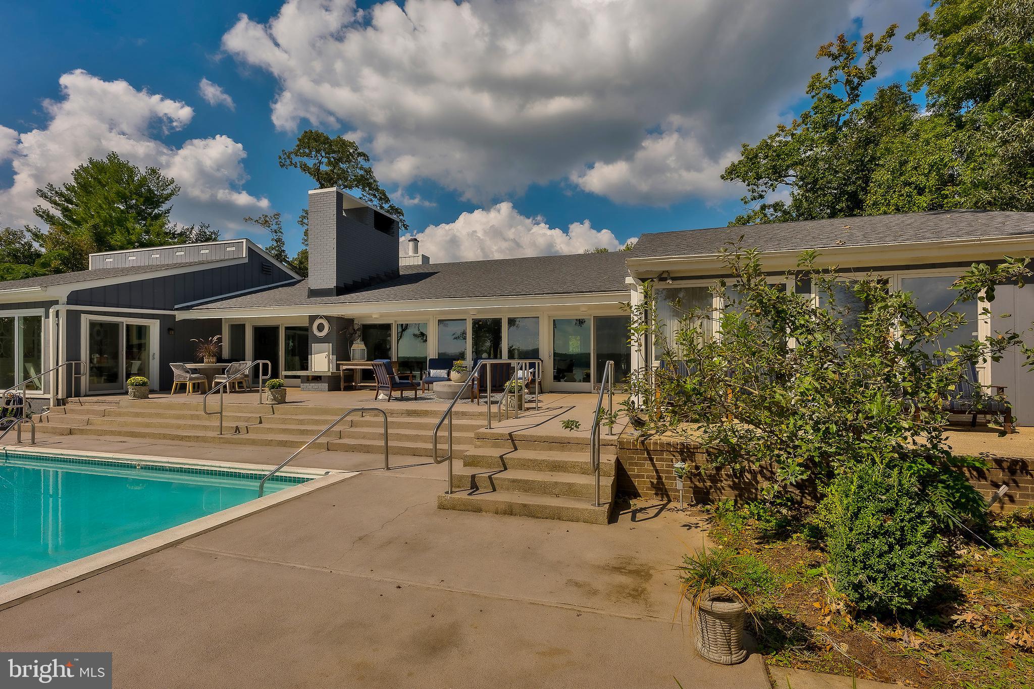 BELLE RIVE - Residential