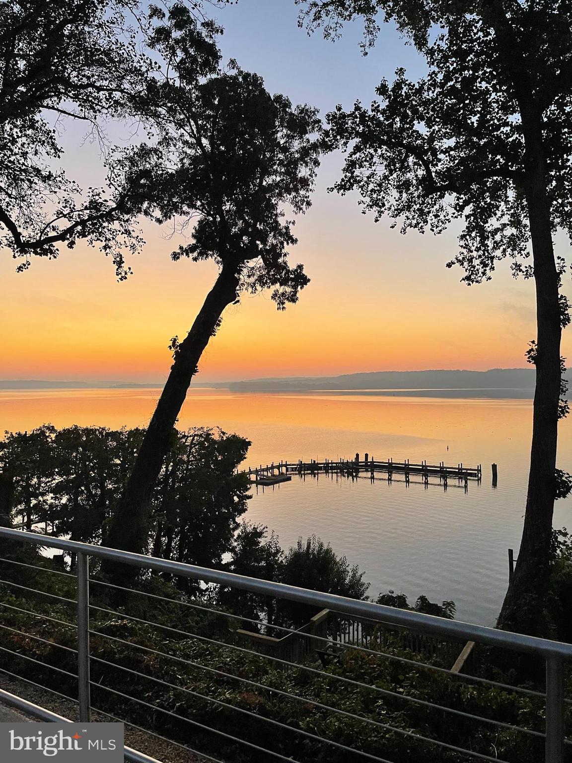 BELLE RIVE - Residential