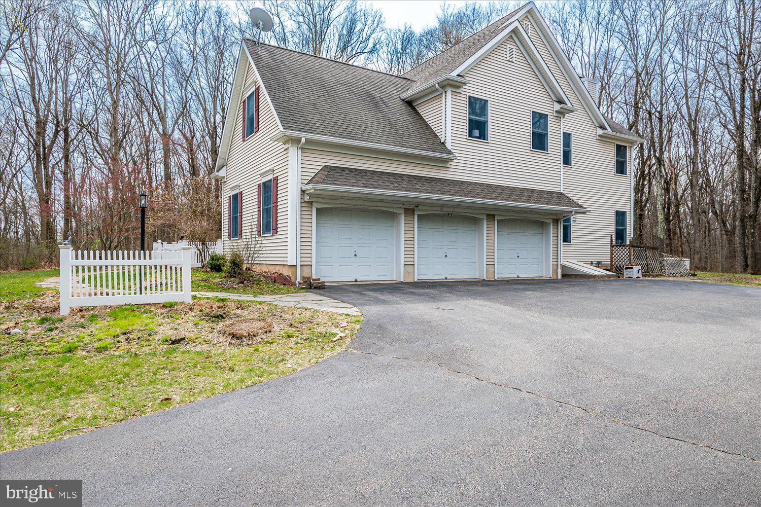 463 COUNTY ROAD 579