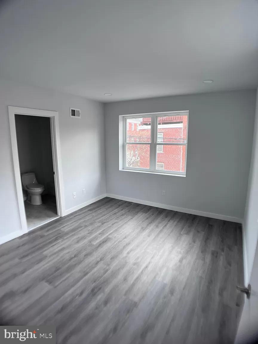 OLDE KENSINGTON - Residential Lease