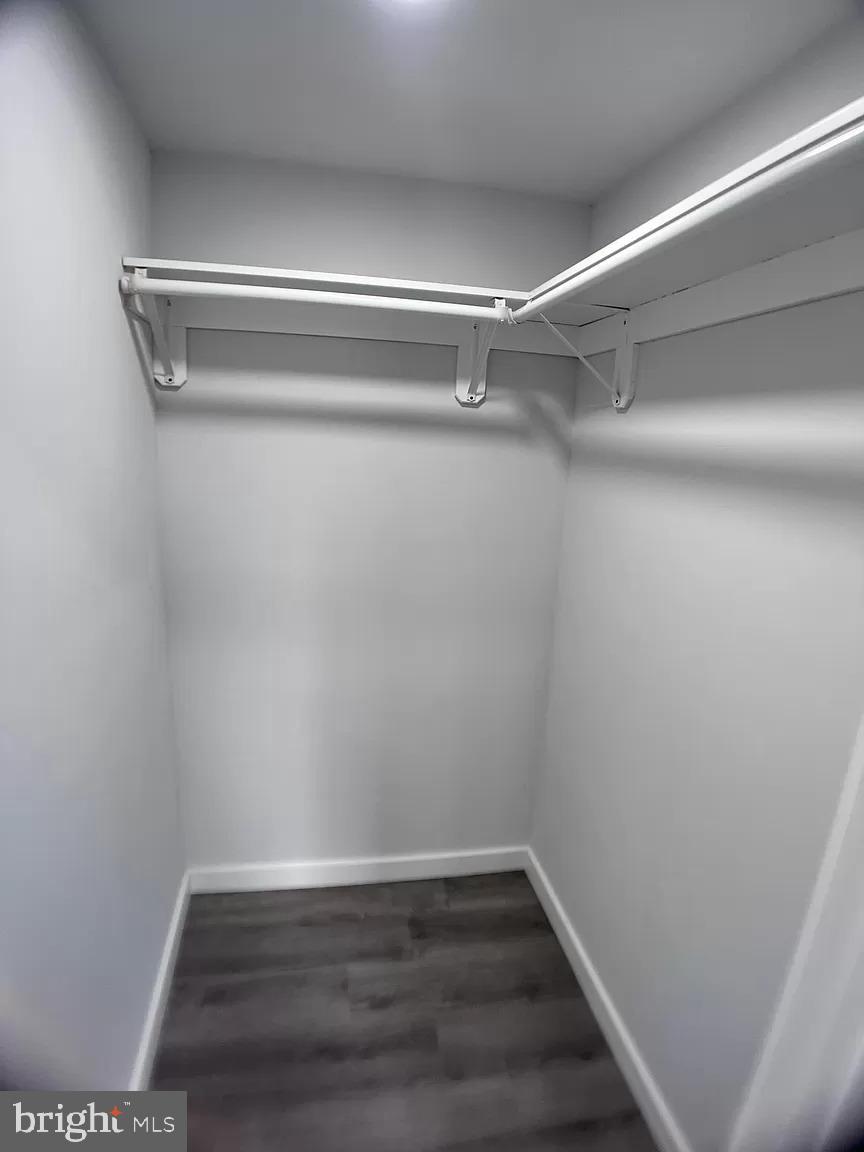 OLDE KENSINGTON - Residential Lease