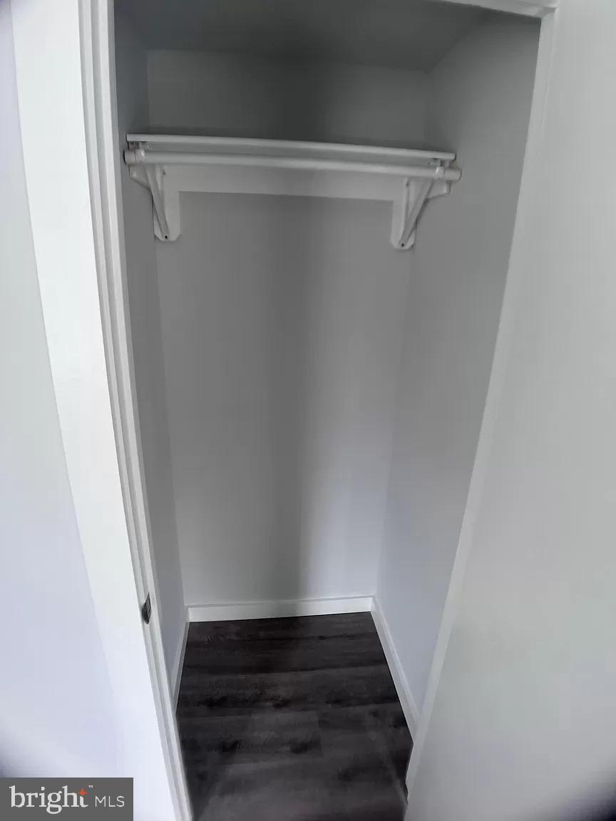 OLDE KENSINGTON - Residential Lease