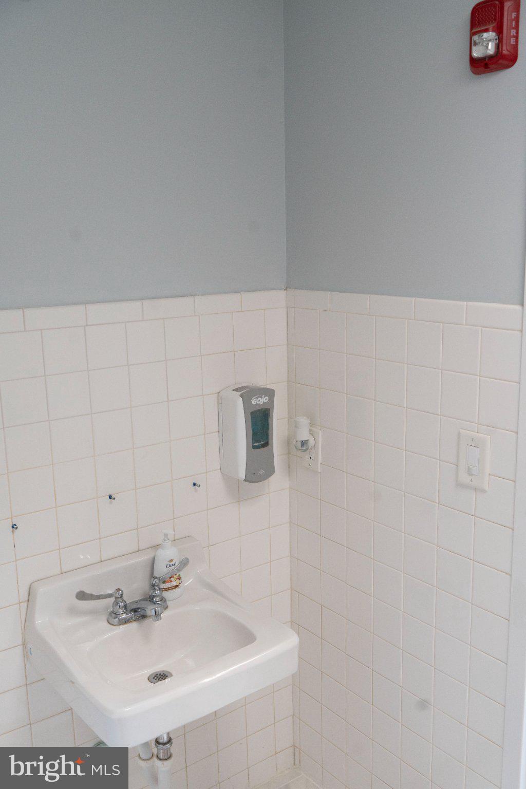 BOOTH-BOYD - Residential