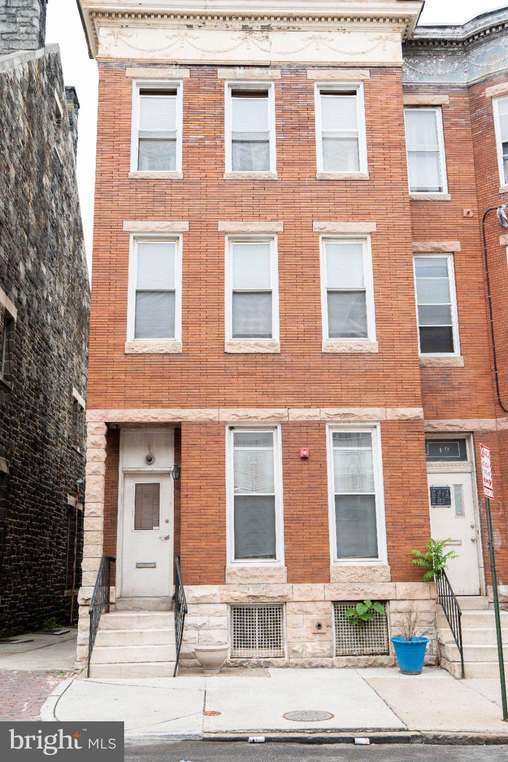 BOOTH-BOYD - Residential