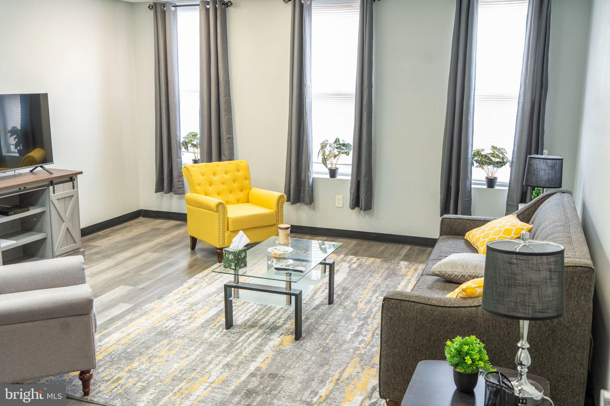 BOOTH-BOYD - Residential