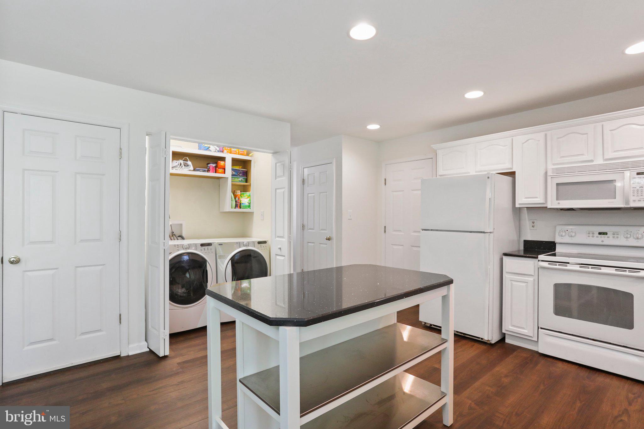 SHANNONDALE - Residential