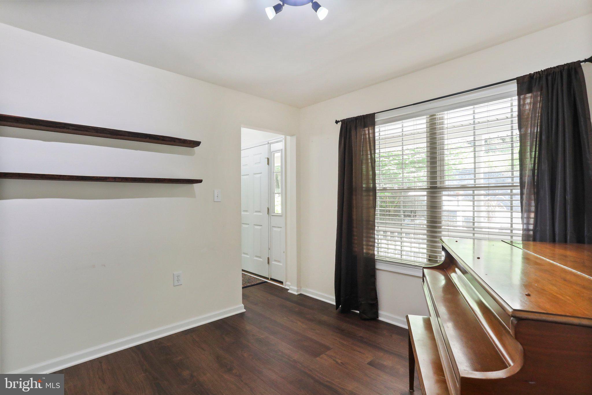 SHANNONDALE - Residential