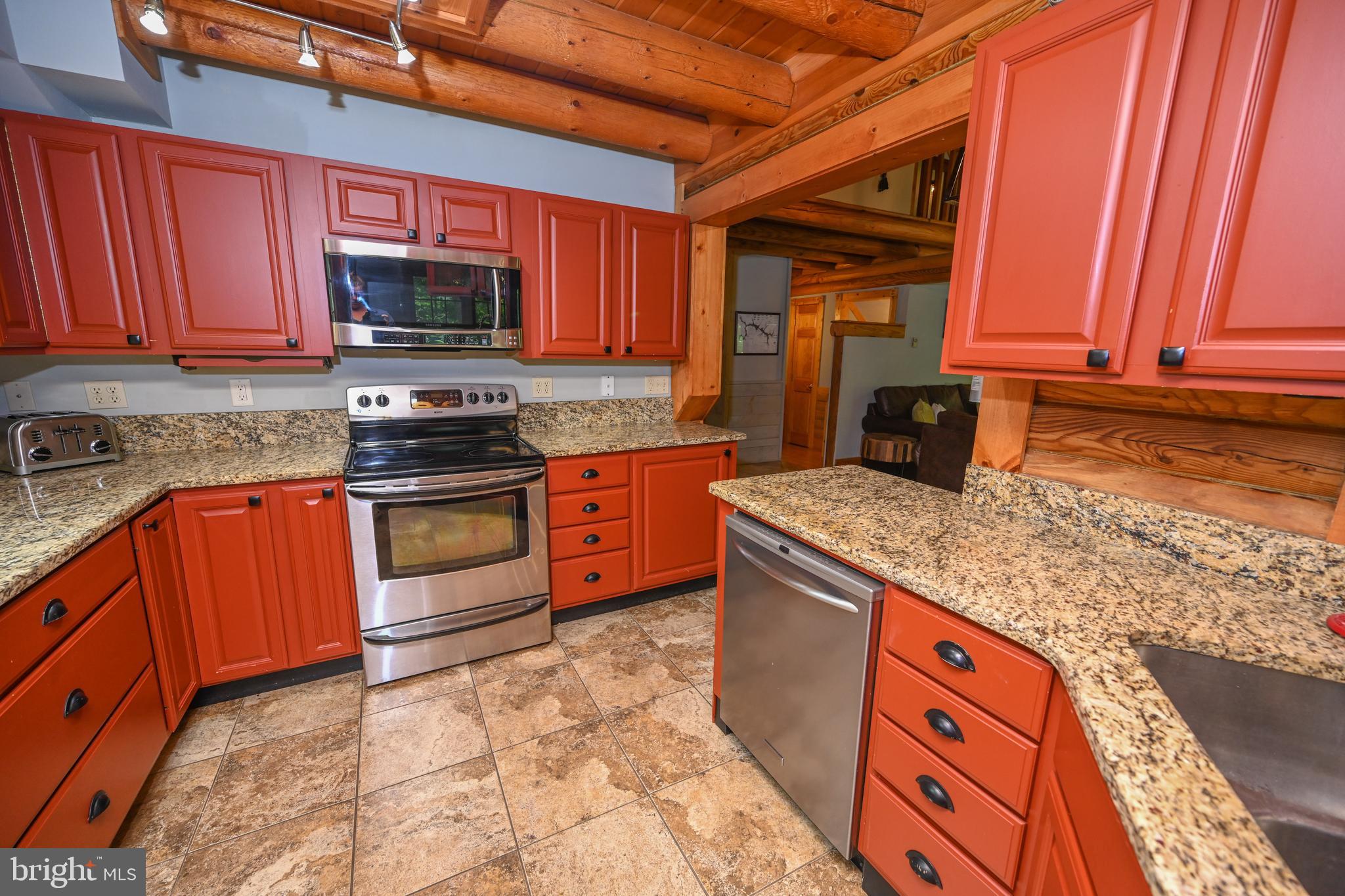 LAKE FOREST - Residential