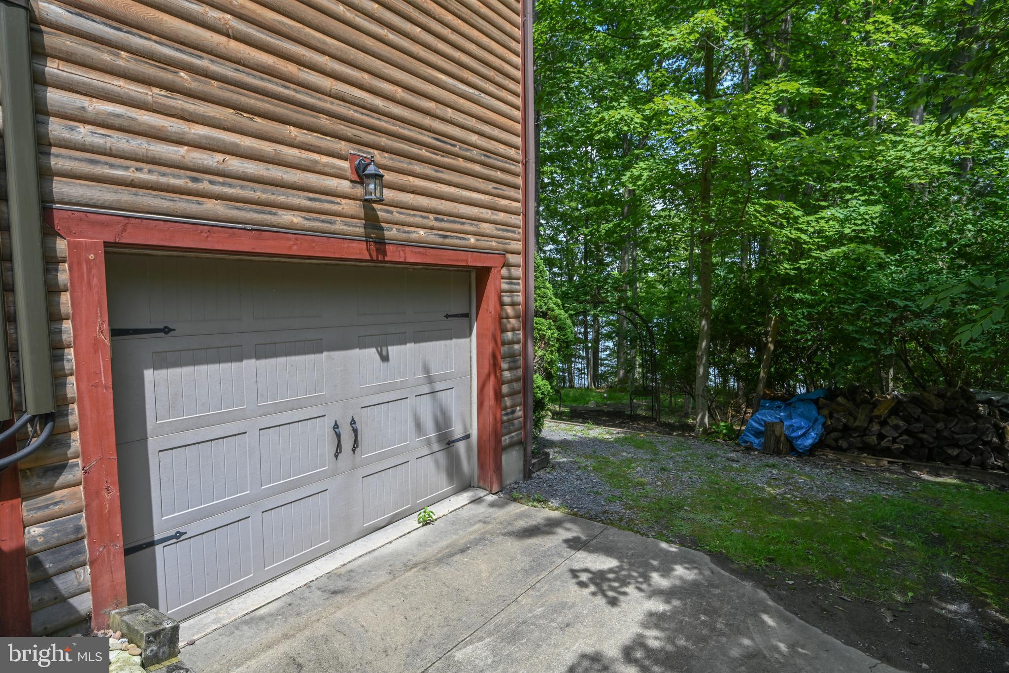 LAKE FOREST - Residential