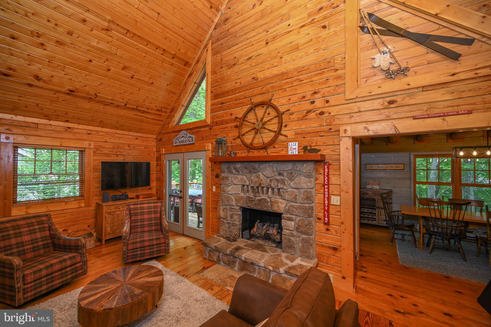 LAKE FOREST - Residential