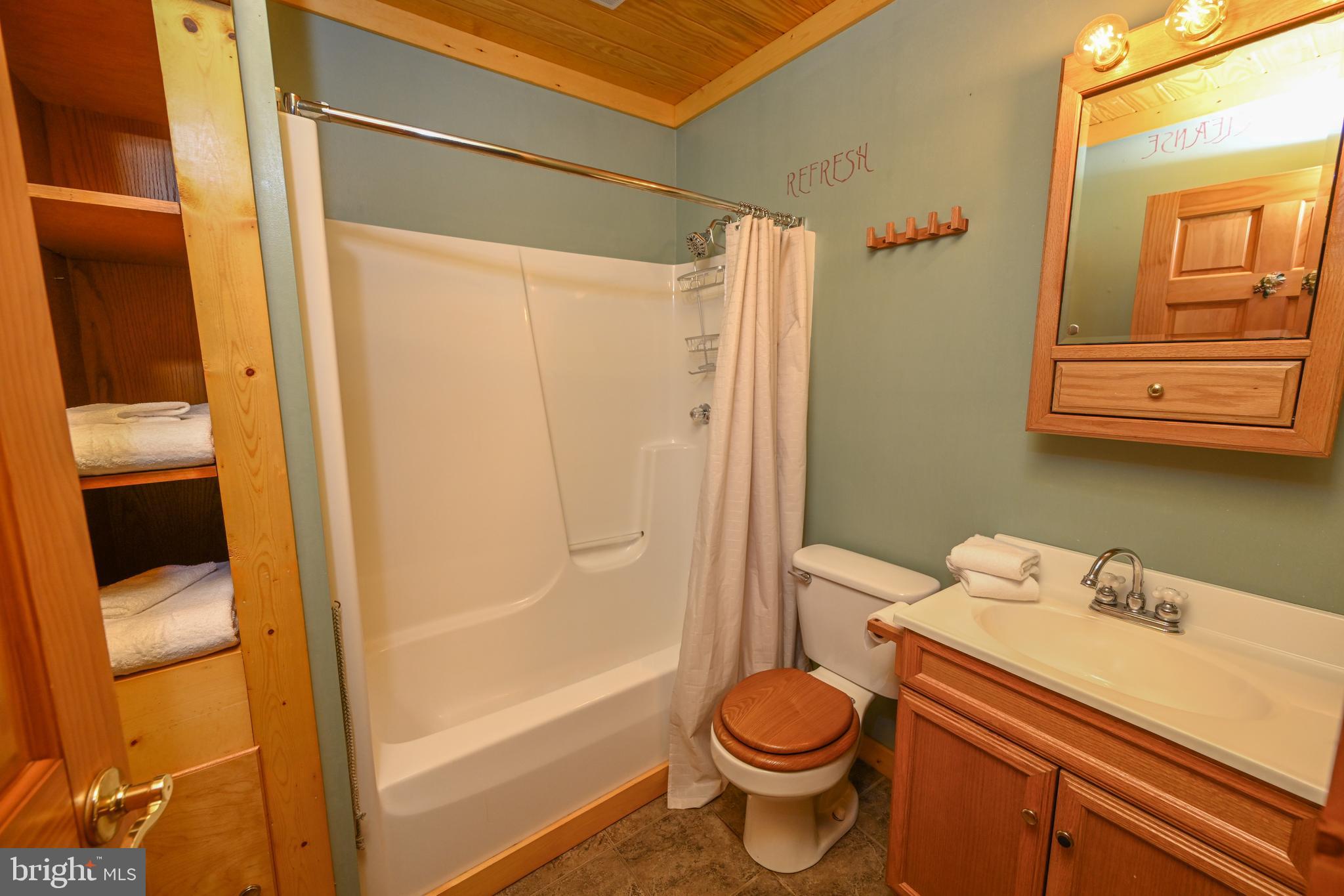 LAKE FOREST - Residential