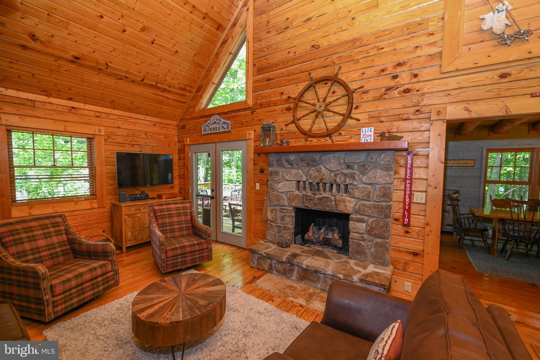 LAKE FOREST - Residential