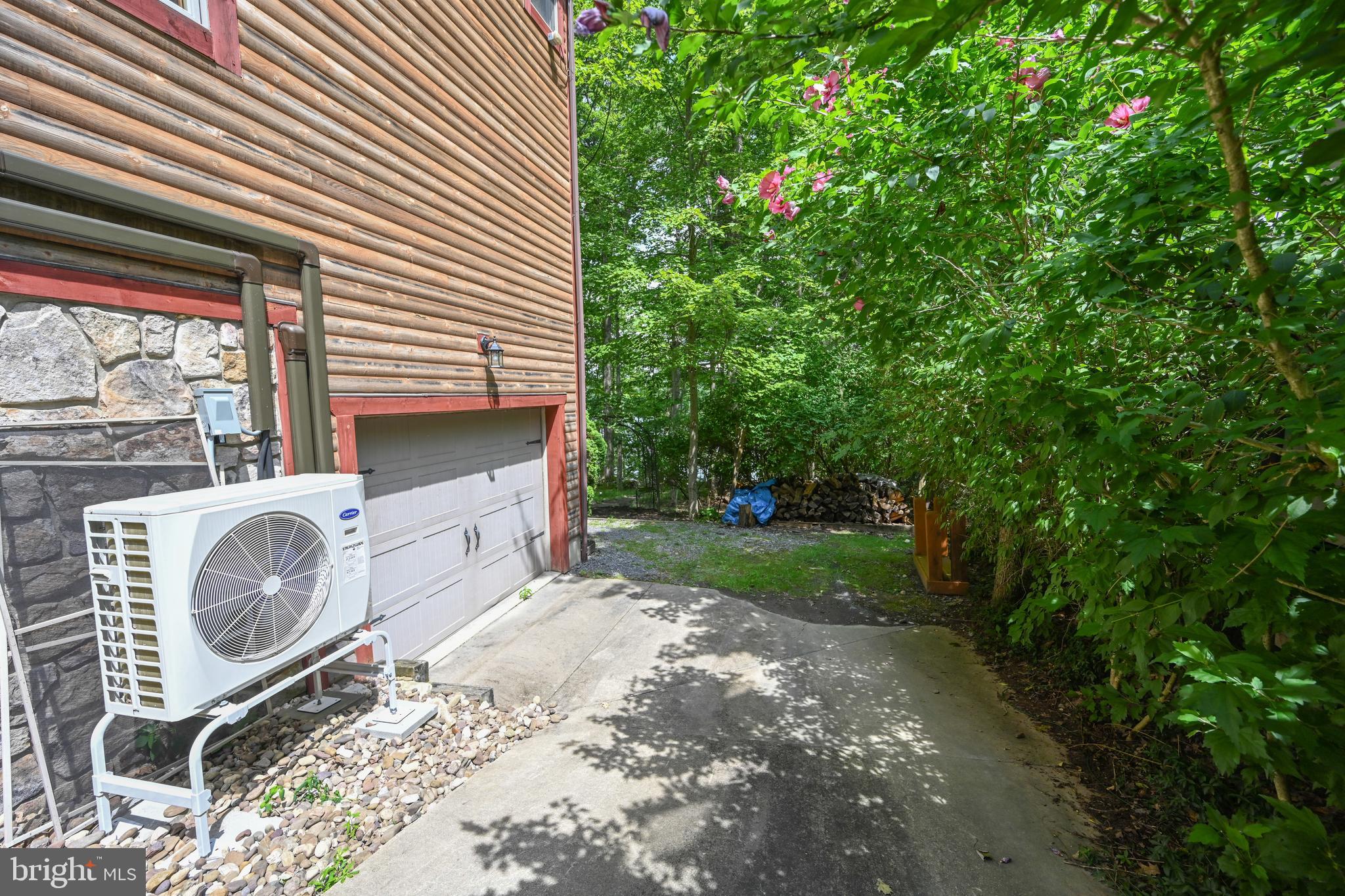 LAKE FOREST - Residential