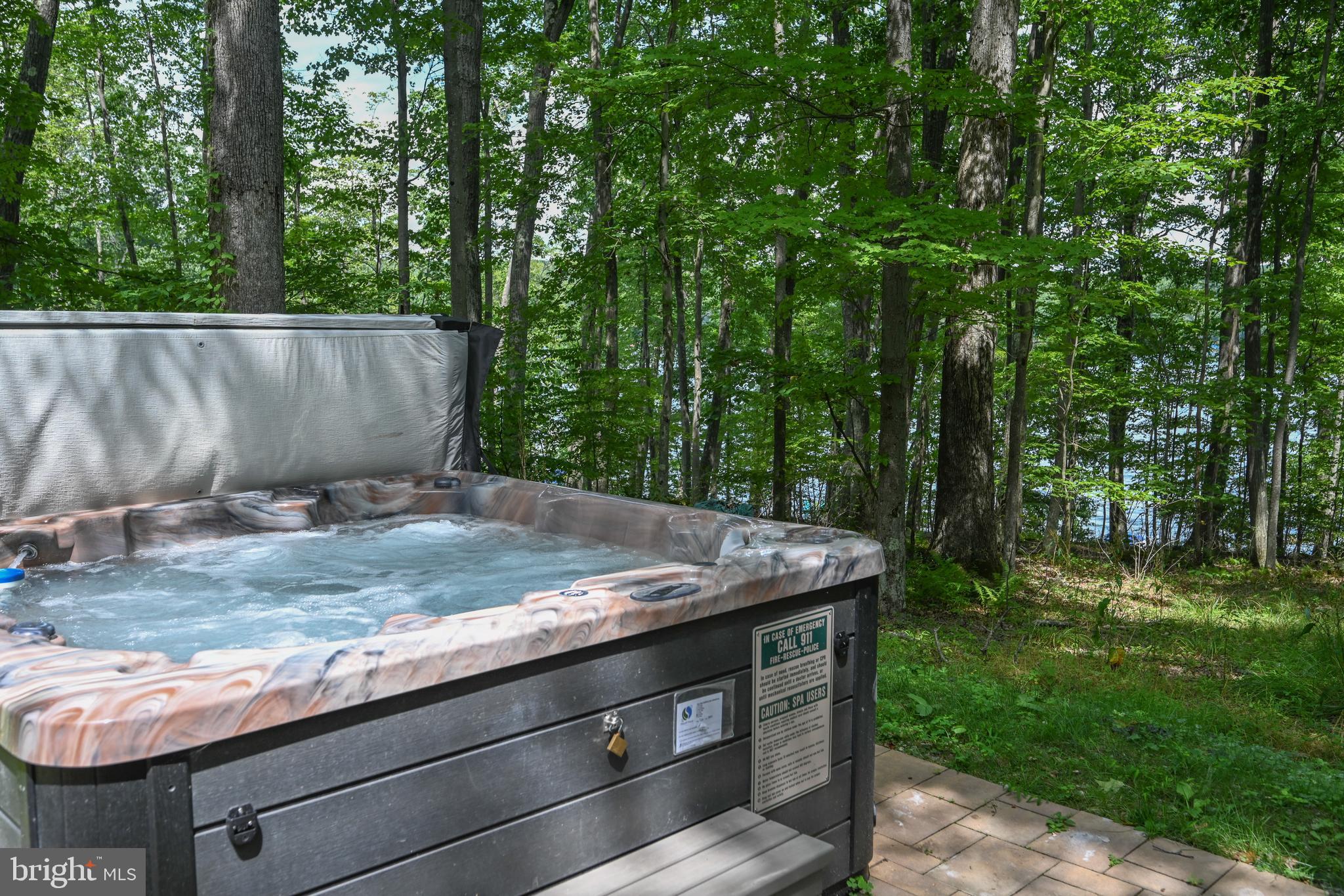 LAKE FOREST - Residential