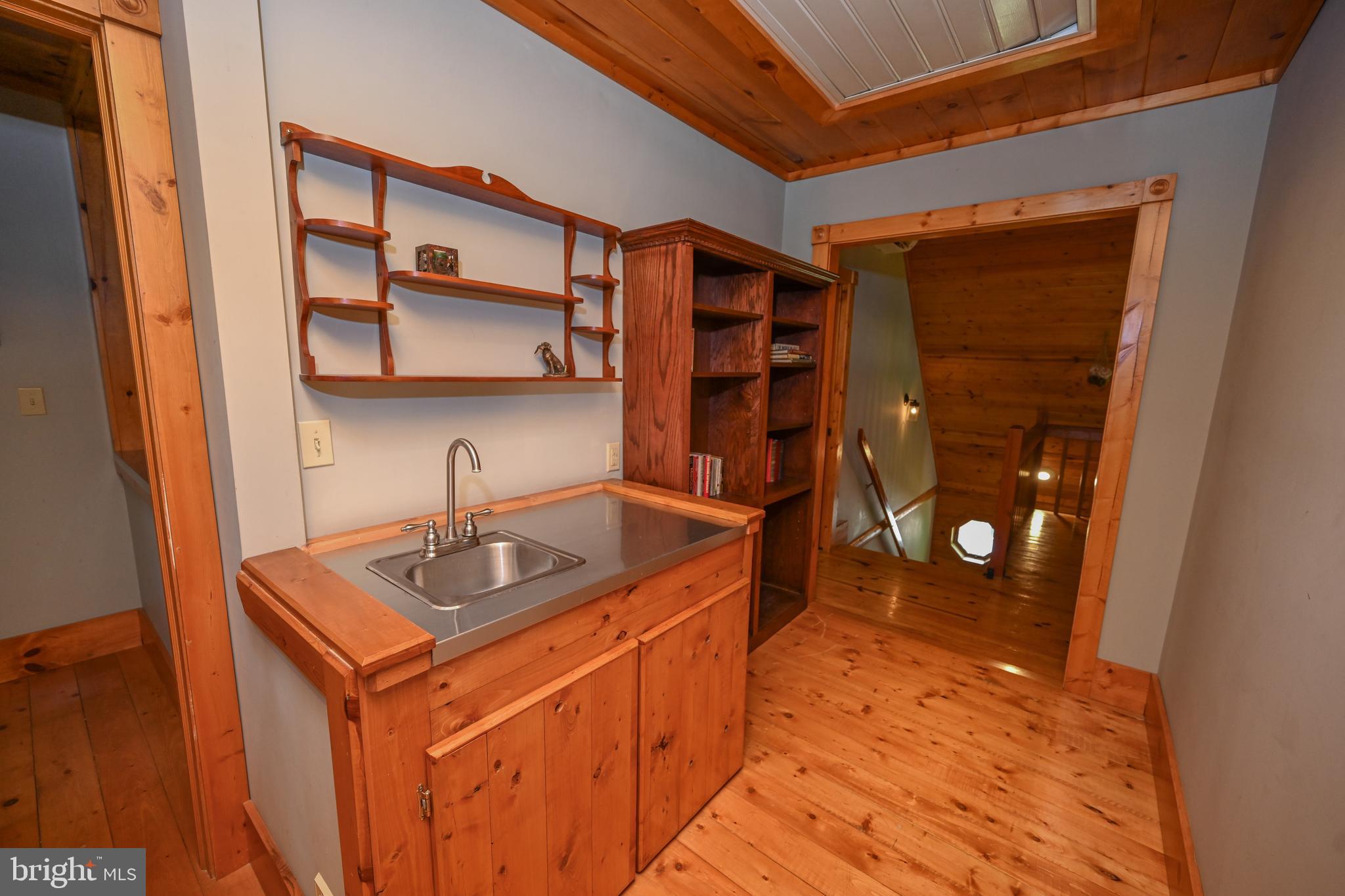 LAKE FOREST - Residential