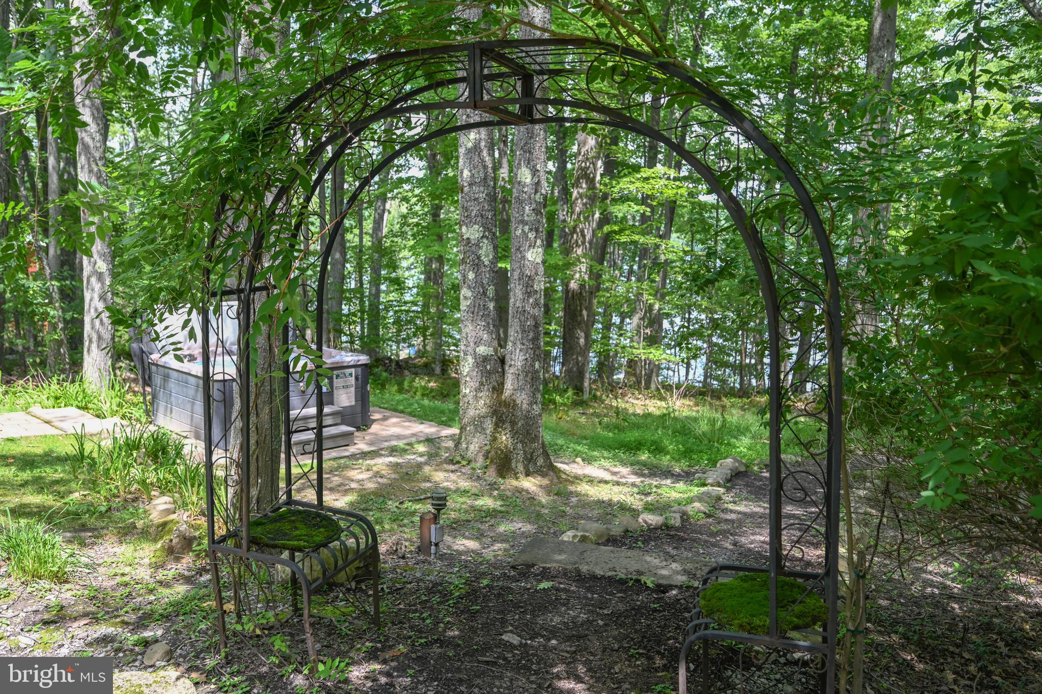 LAKE FOREST - Residential