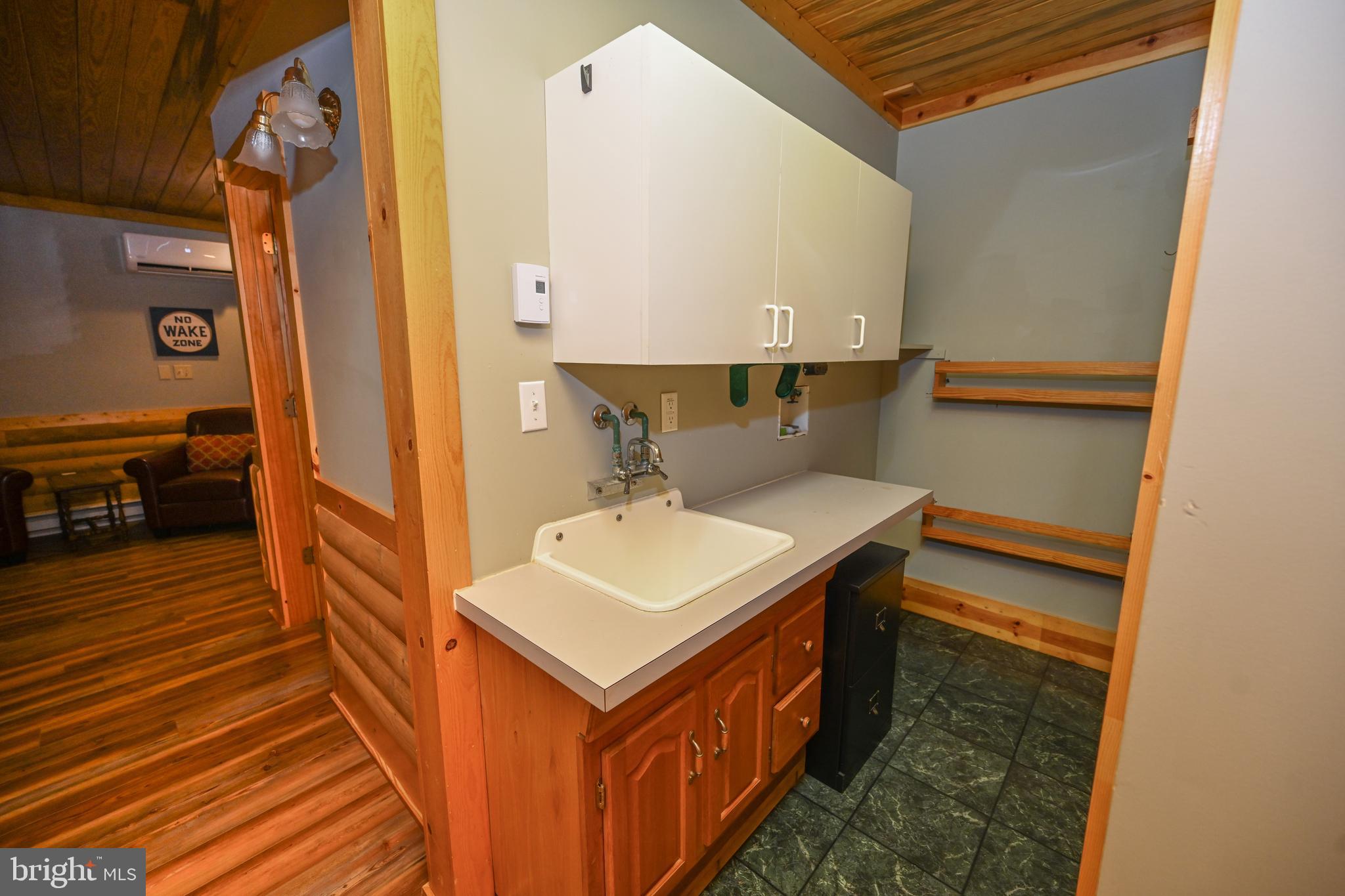 LAKE FOREST - Residential