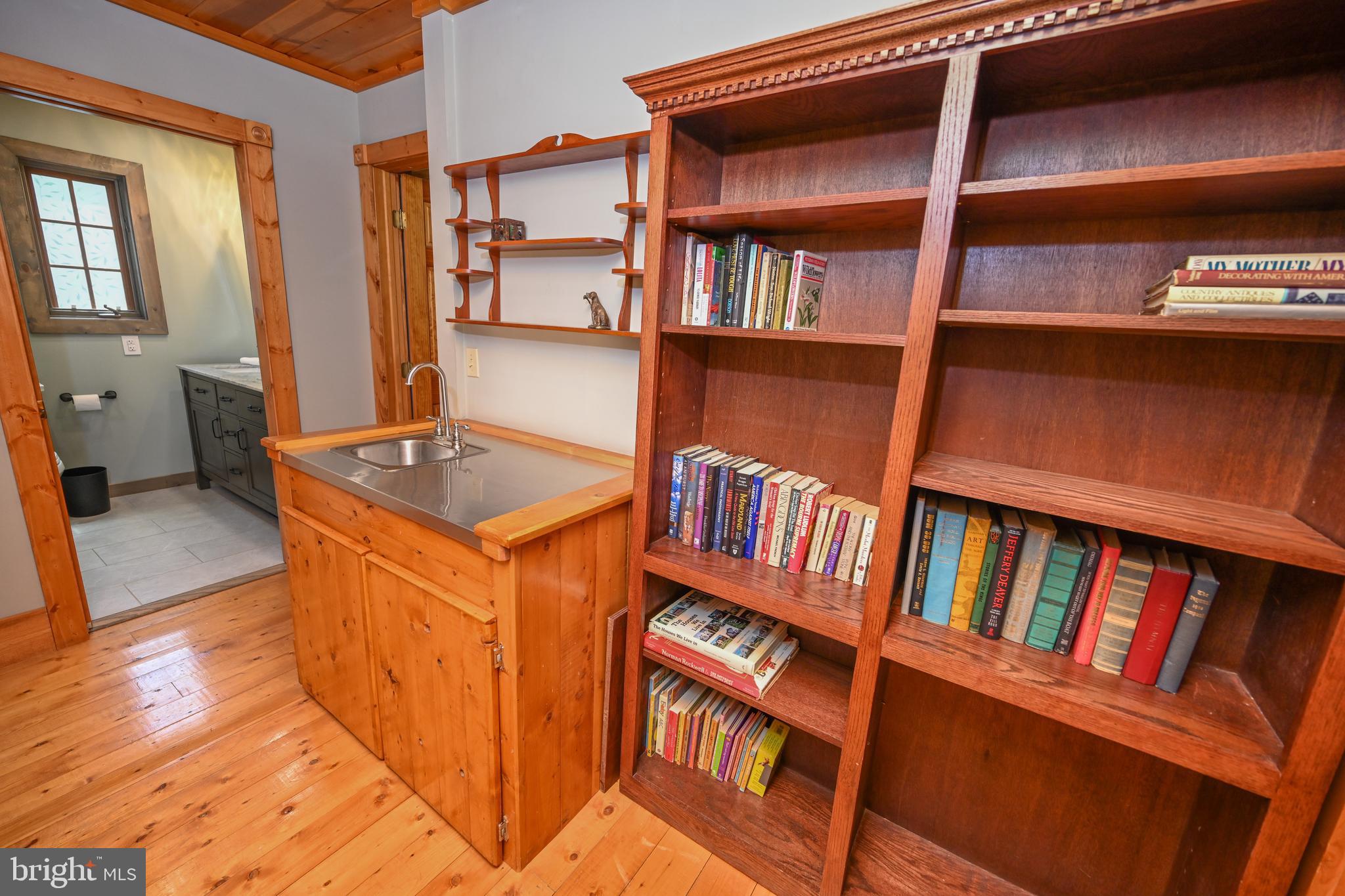 LAKE FOREST - Residential