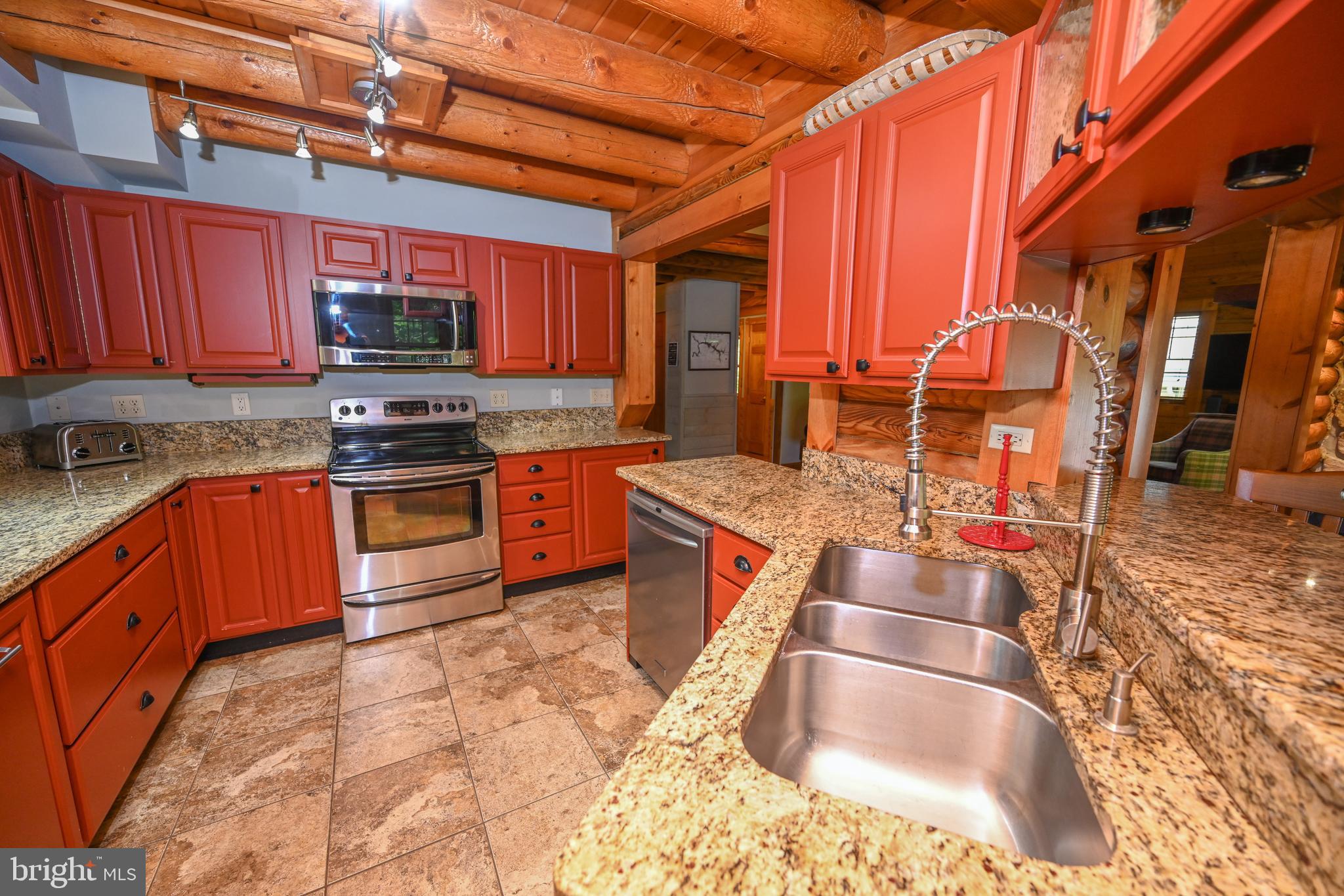 LAKE FOREST - Residential