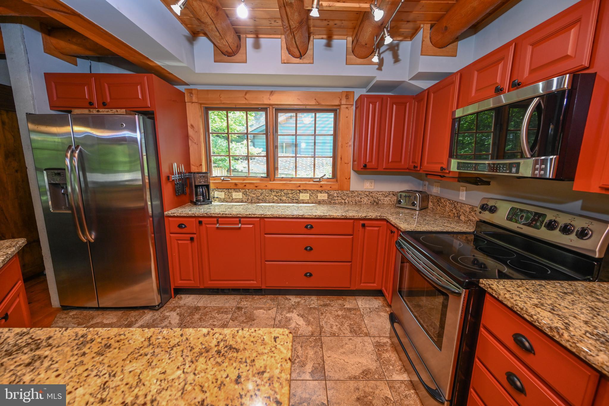 LAKE FOREST - Residential