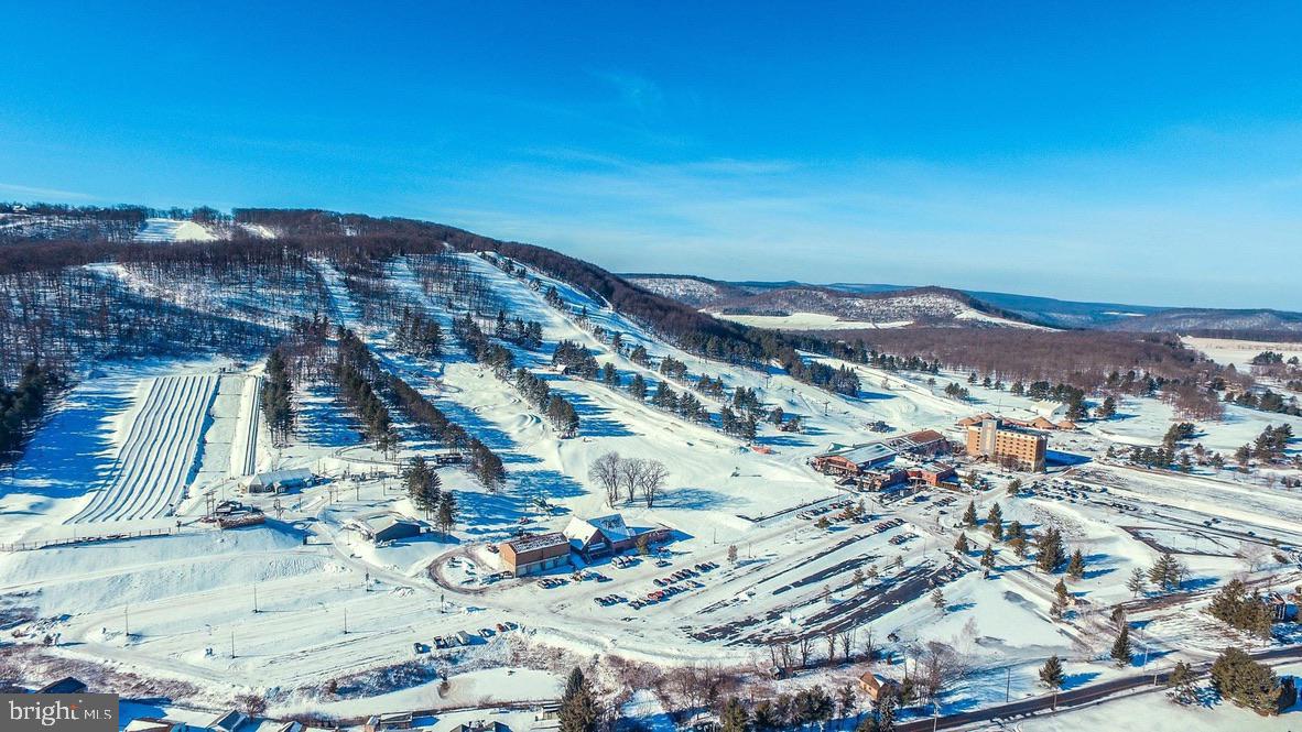 LAKE FOREST - Residential