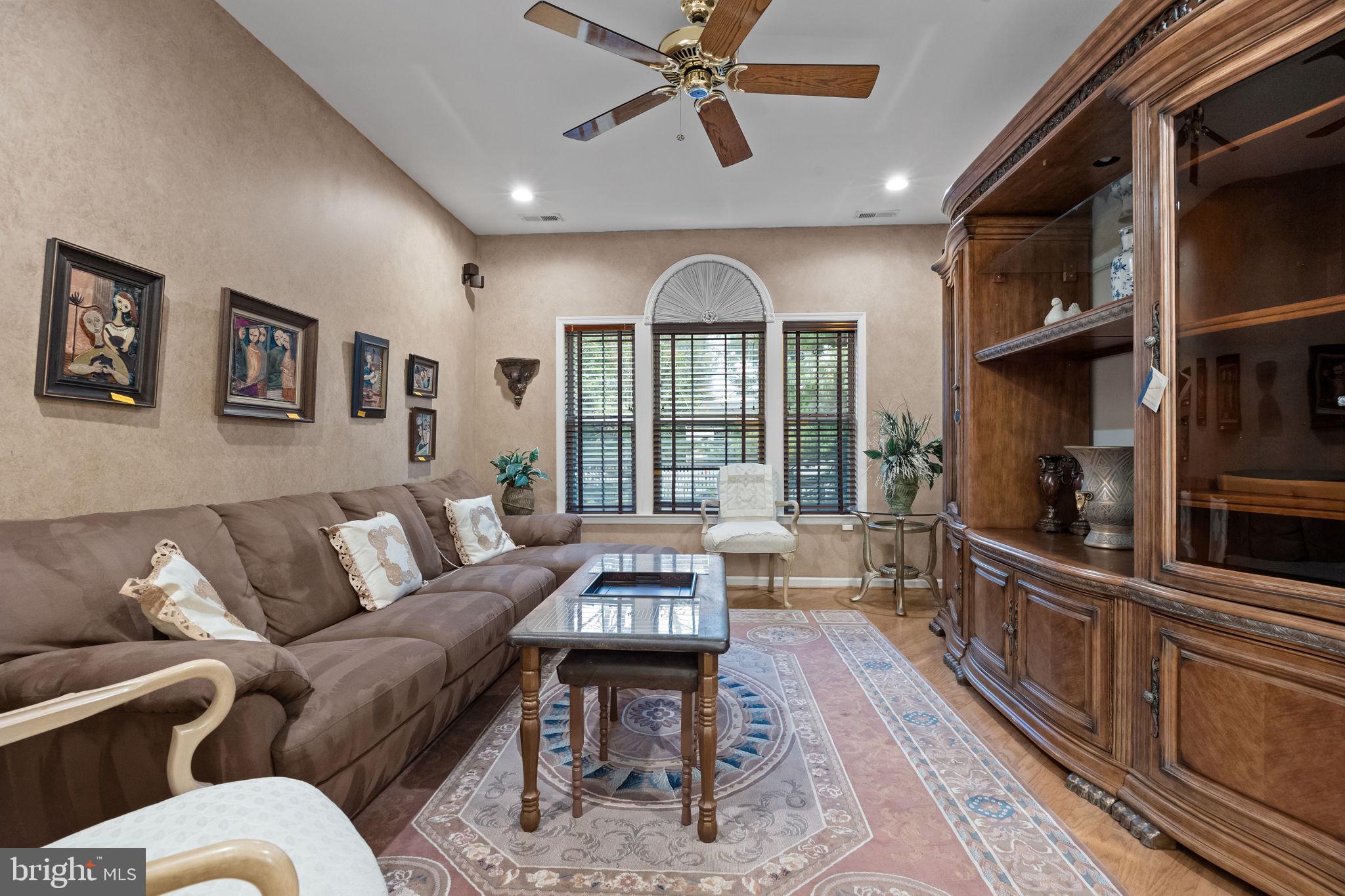 LEGACY OAKS - Residential