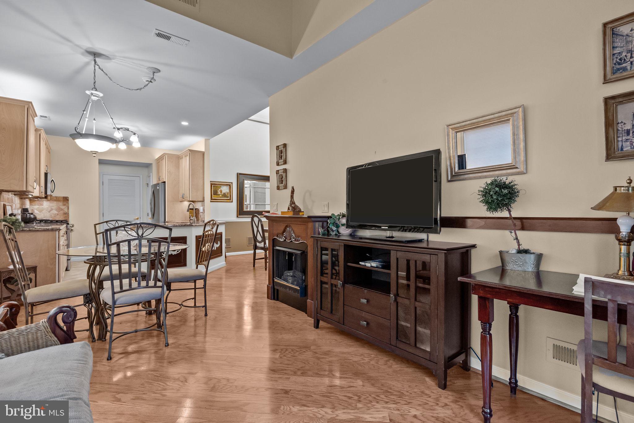 LEGACY OAKS - Residential