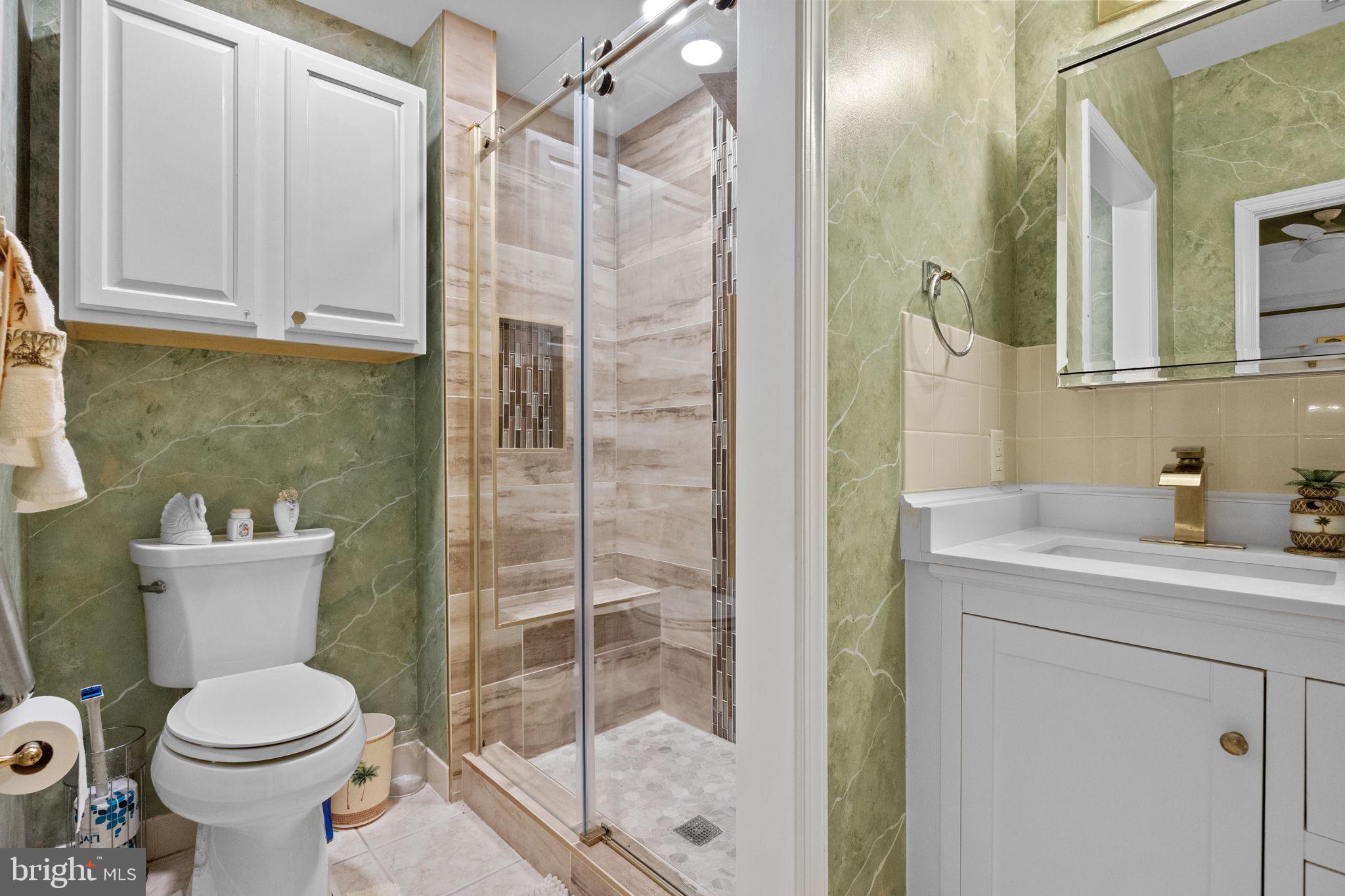 LEGACY OAKS - Residential