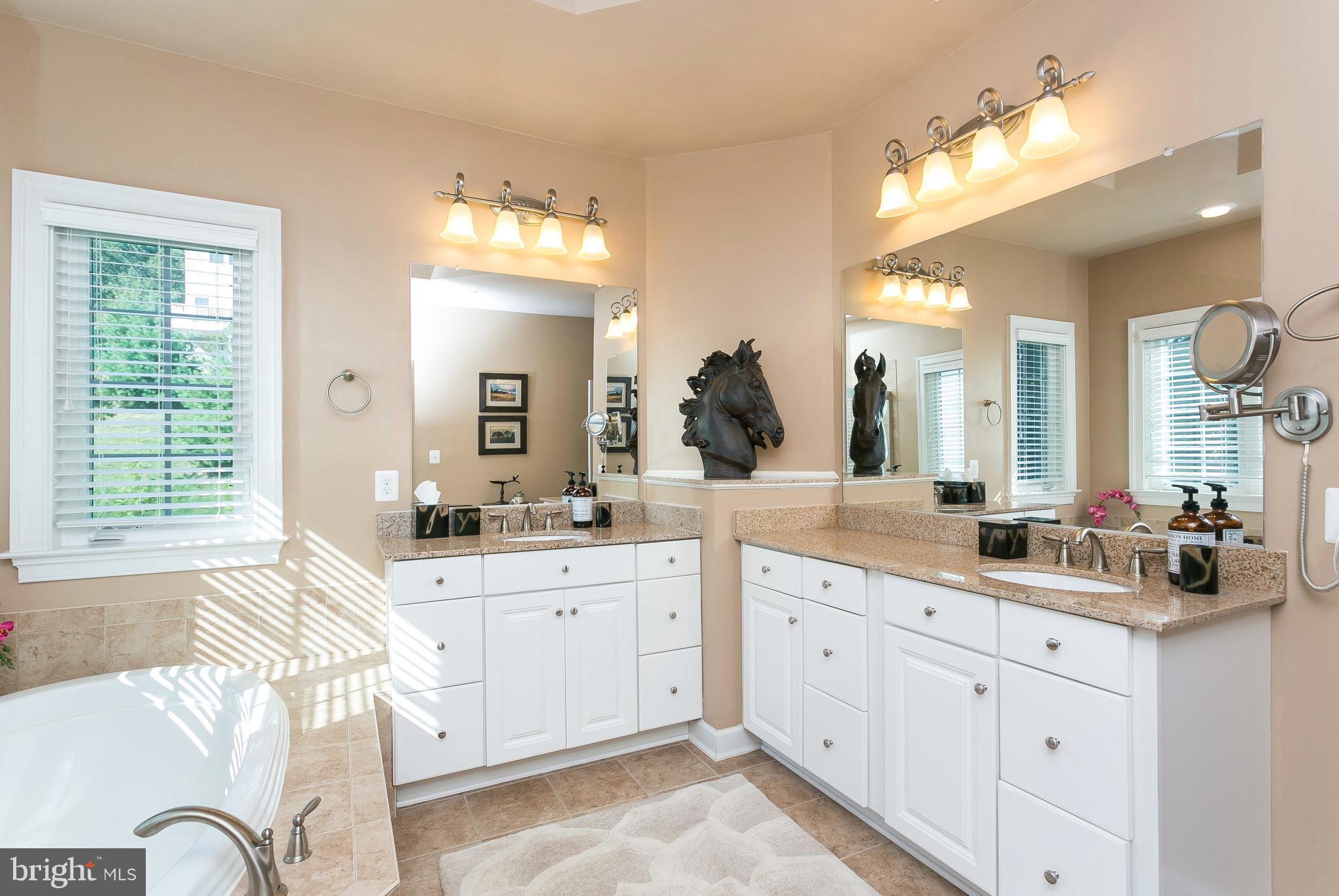 MEADOWVALE - Residential