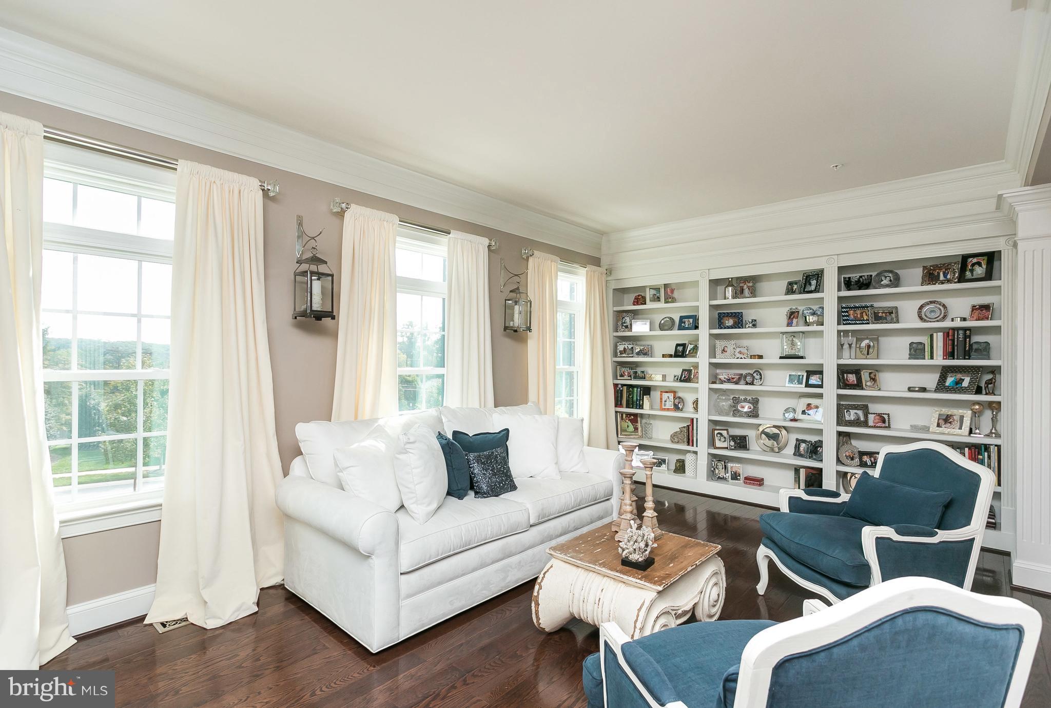 MEADOWVALE - Residential