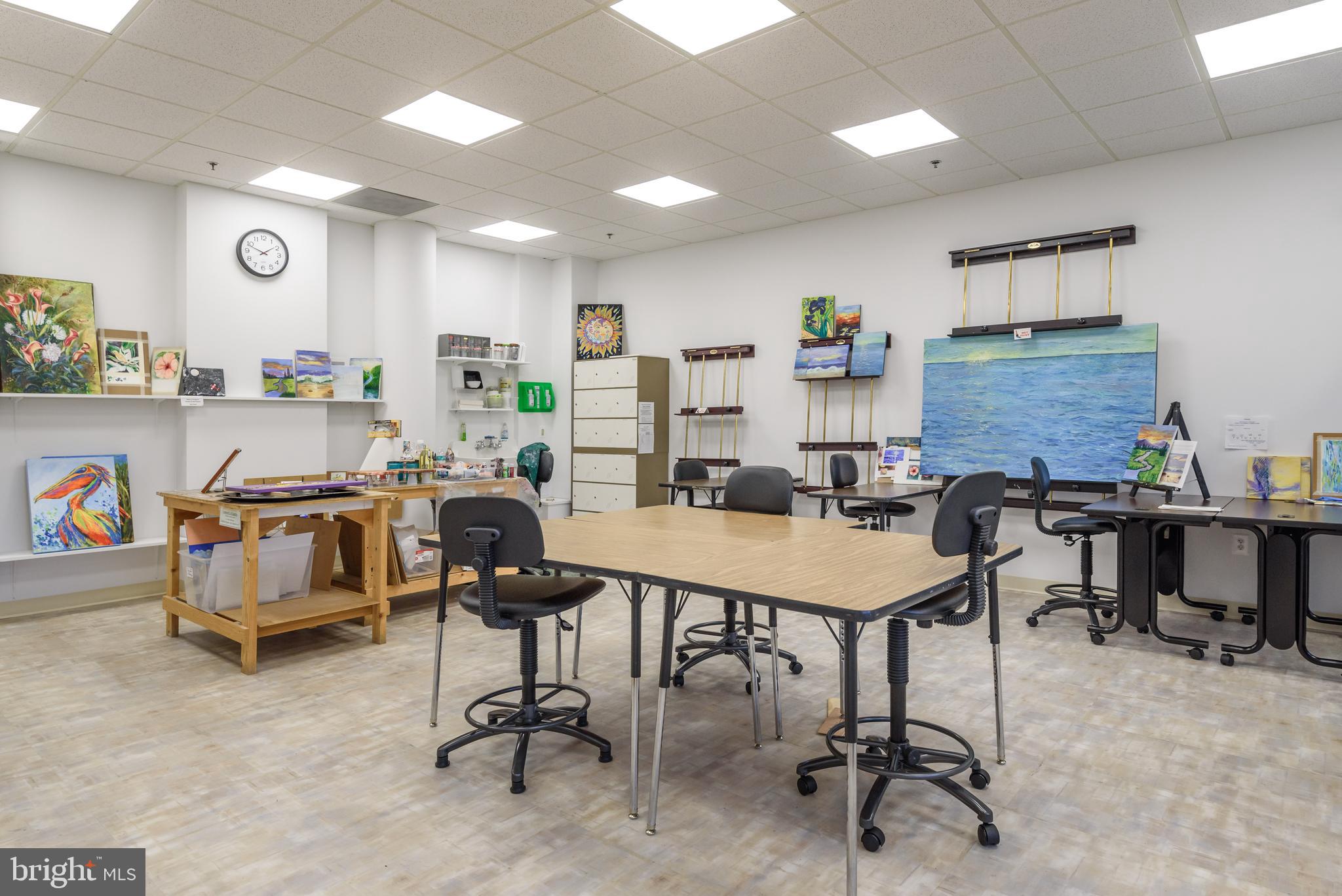 LANSDOWNE WOODS - Residential Lease