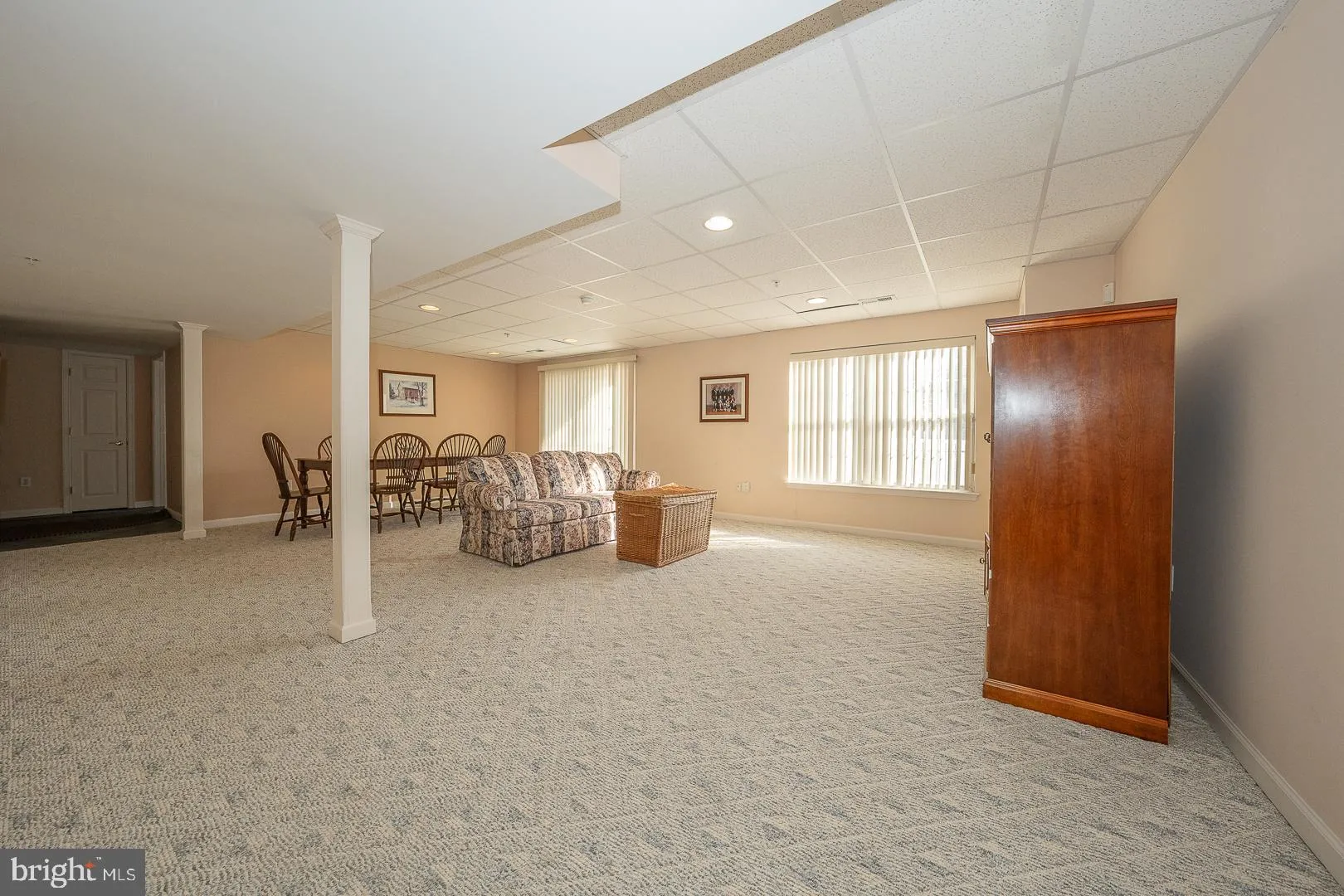 Springfield, Pennsylvania 19064, United States, 2 Bedrooms Bedrooms, ,3 BathroomsBathrooms,Residential,Pending,16525