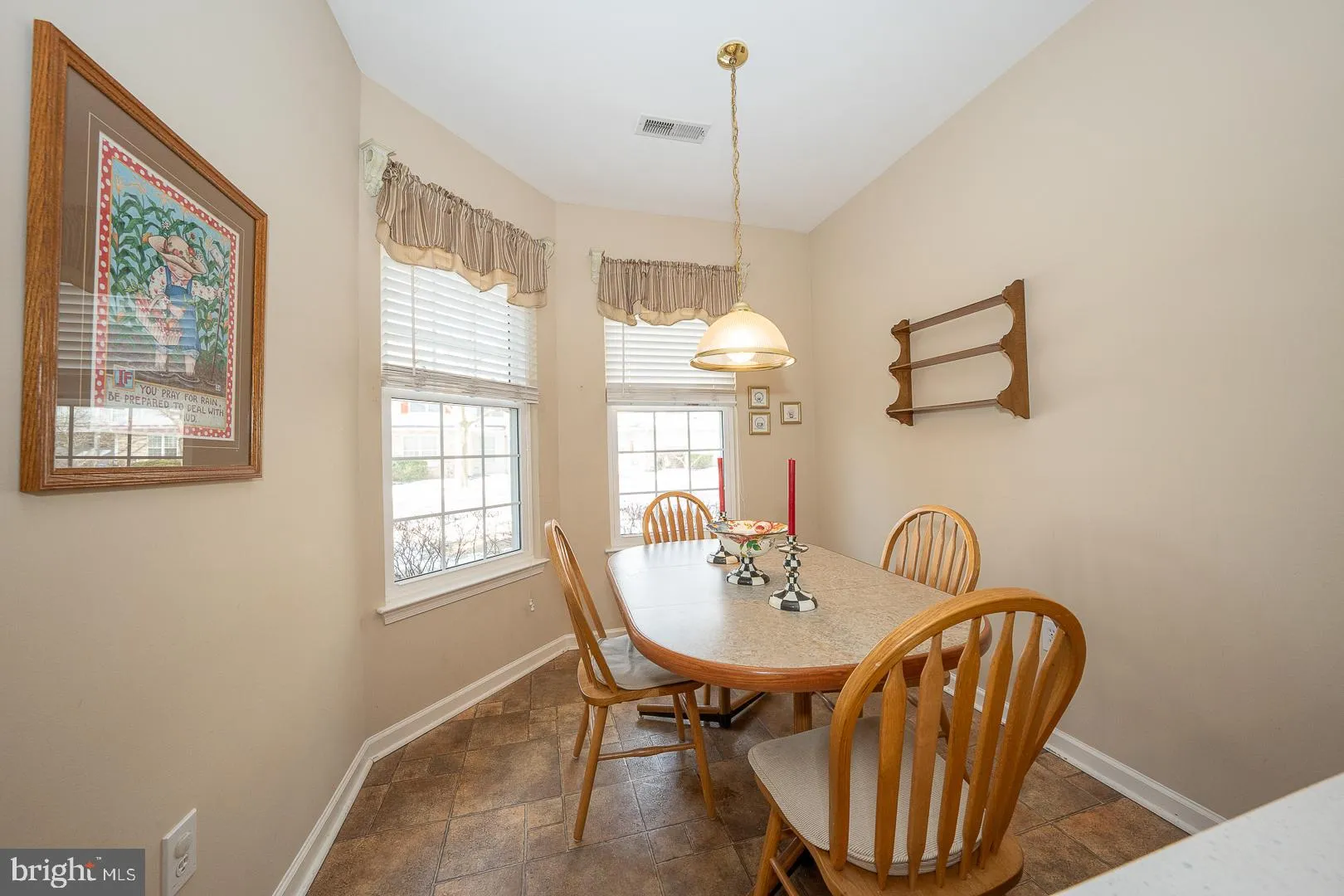 Springfield, Pennsylvania 19064, United States, 2 Bedrooms Bedrooms, ,3 BathroomsBathrooms,Residential,Pending,16525