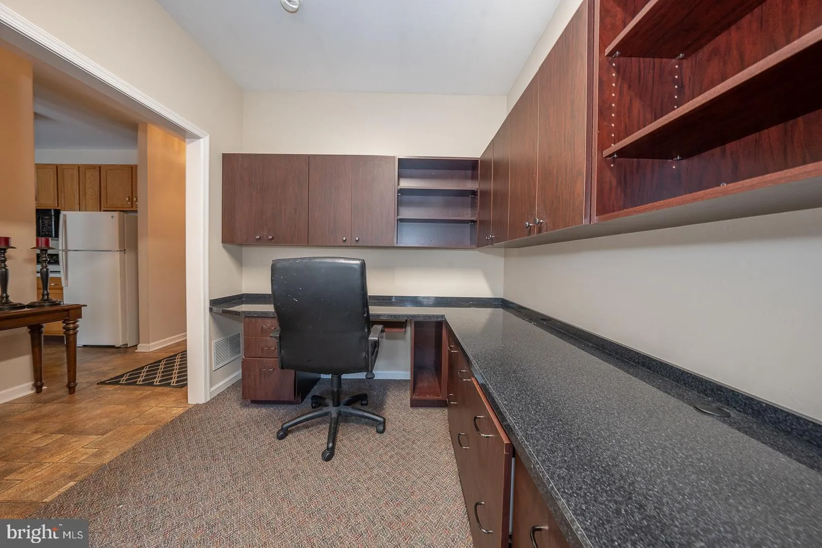 Springfield, Pennsylvania 19064, United States, 2 Bedrooms Bedrooms, ,3 BathroomsBathrooms,Residential,Pending,16525