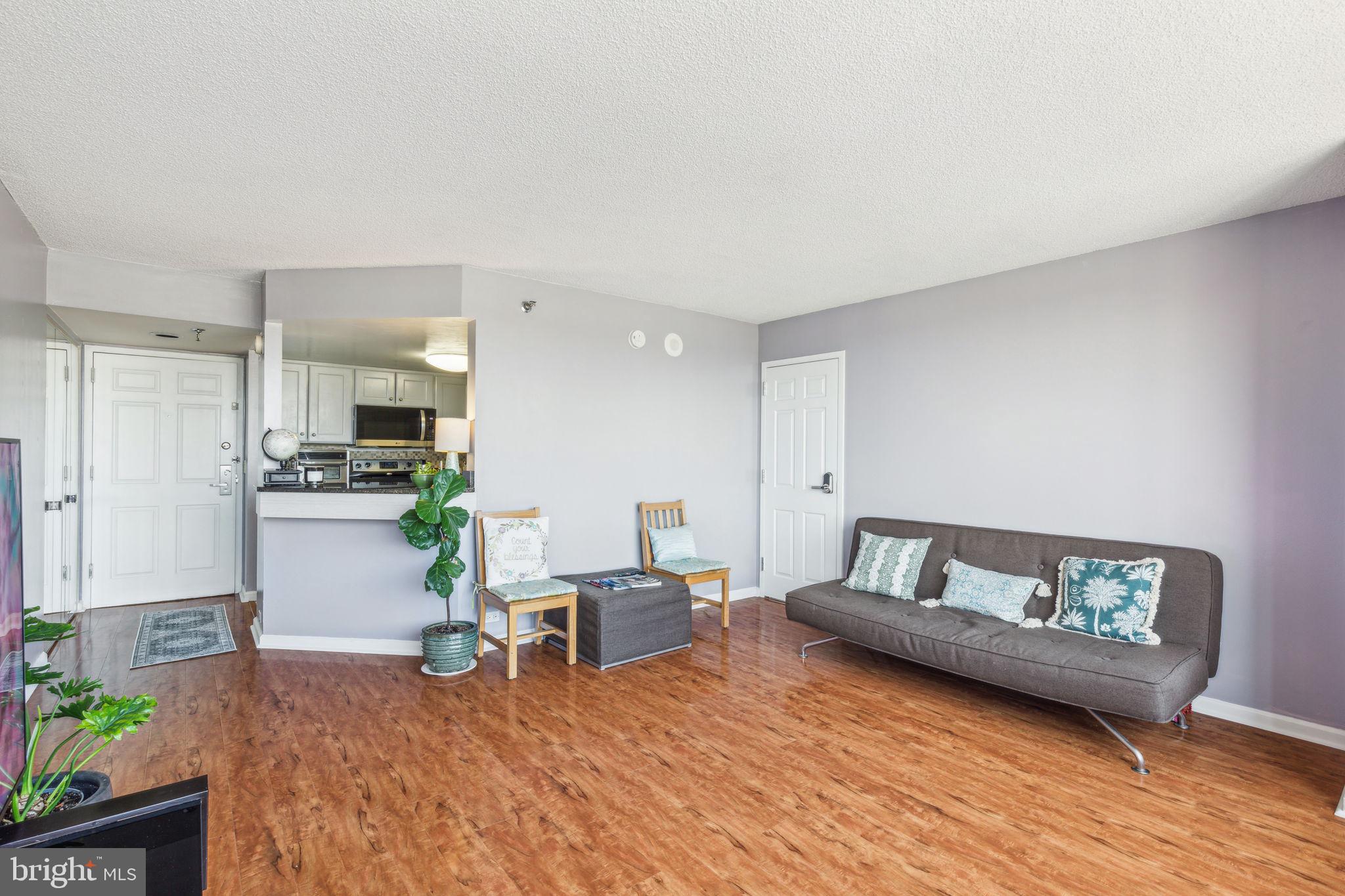 ART MUSEUM AREA - Residential