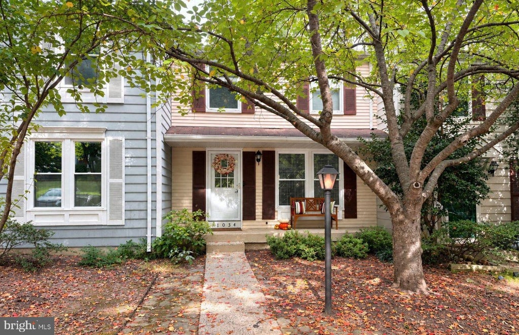 Photo of 11034 Granby Court, RESTON, VA 20191 (MLS # VAFX2345688)