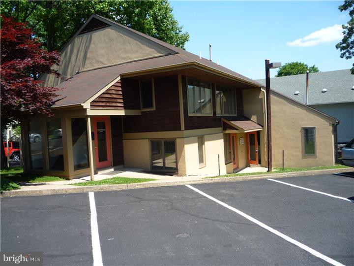 000 - Commercial Sale