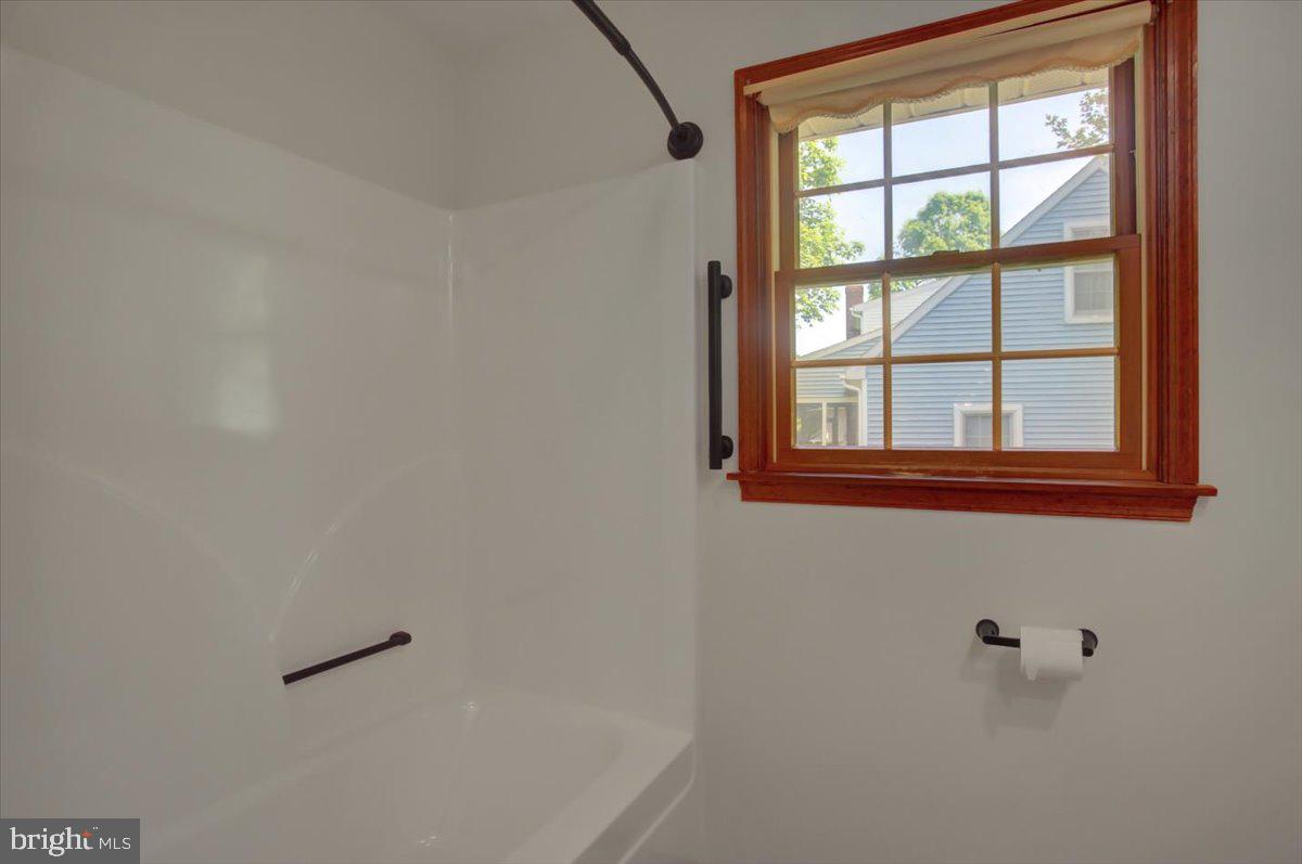 CHAMBERSBURG - Residential Lease