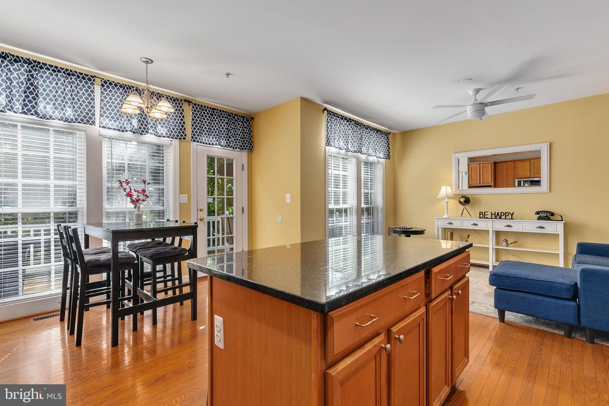 QUINCE ORCHARD PARK - Residential