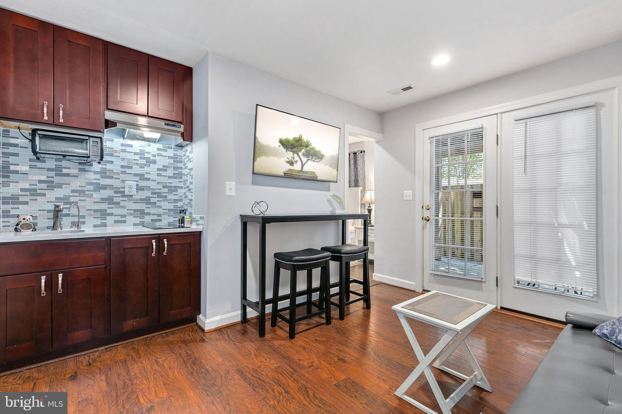 QUINCE ORCHARD PARK - Residential