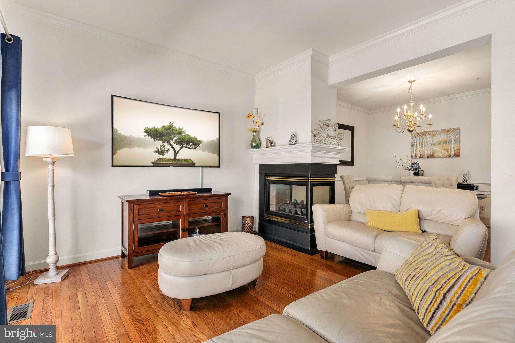 QUINCE ORCHARD PARK - Residential