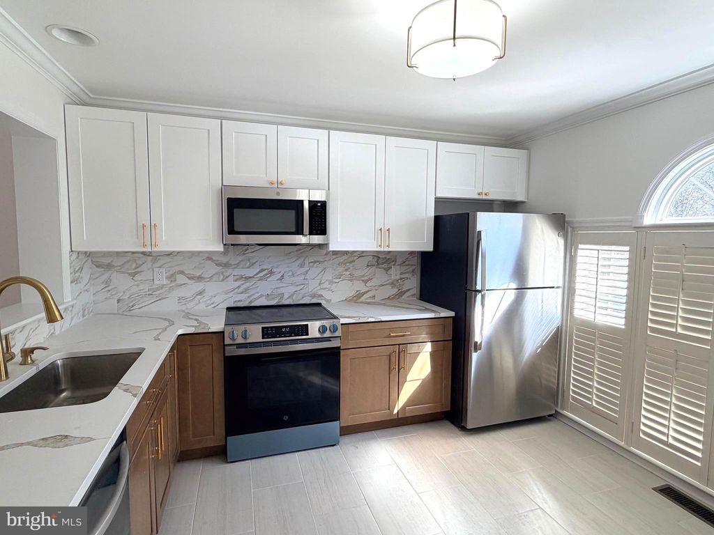 Photo of 2305 Westfield Court #2305, NEWTOWN SQUARE, PA 19073 (MLS # PACT2117586)